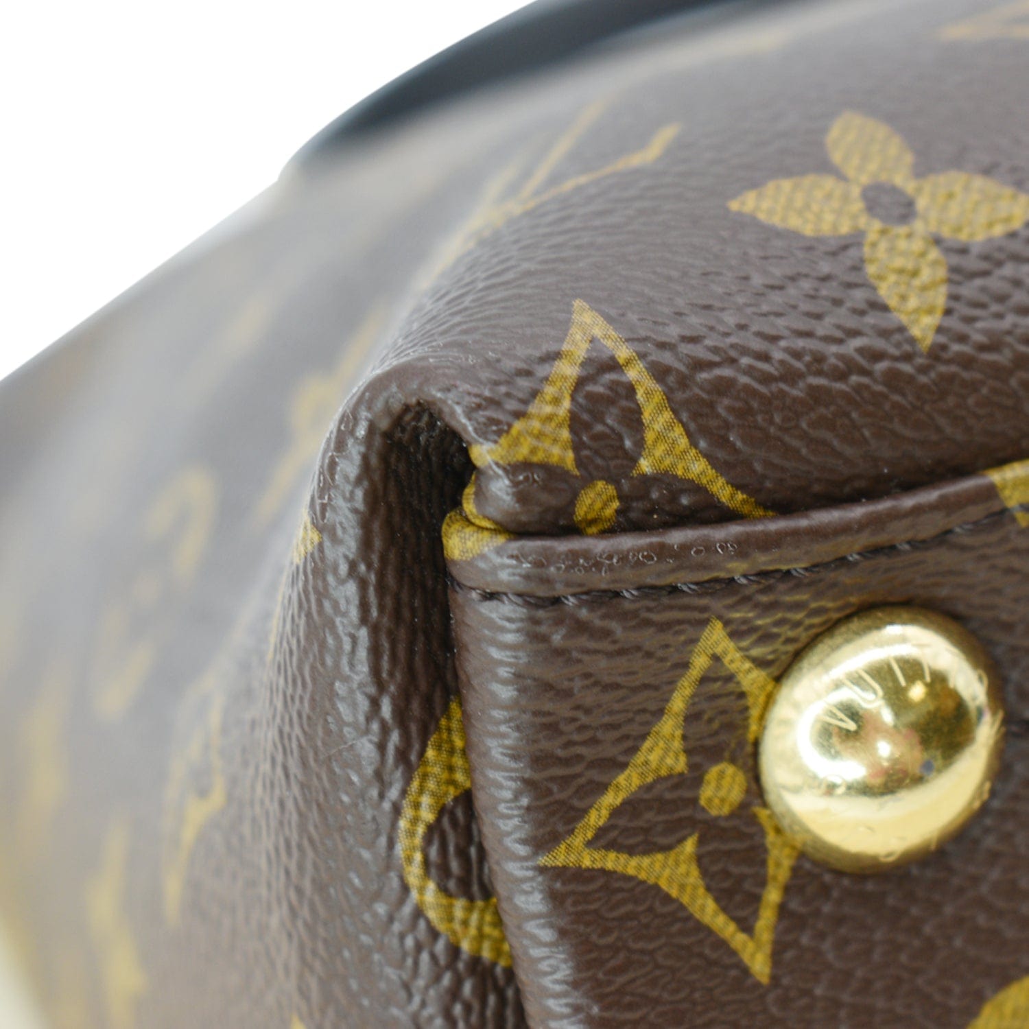 LOUIS VUITTON V MM Monogram Canvas Tote Shoulder Bag Bordeaux