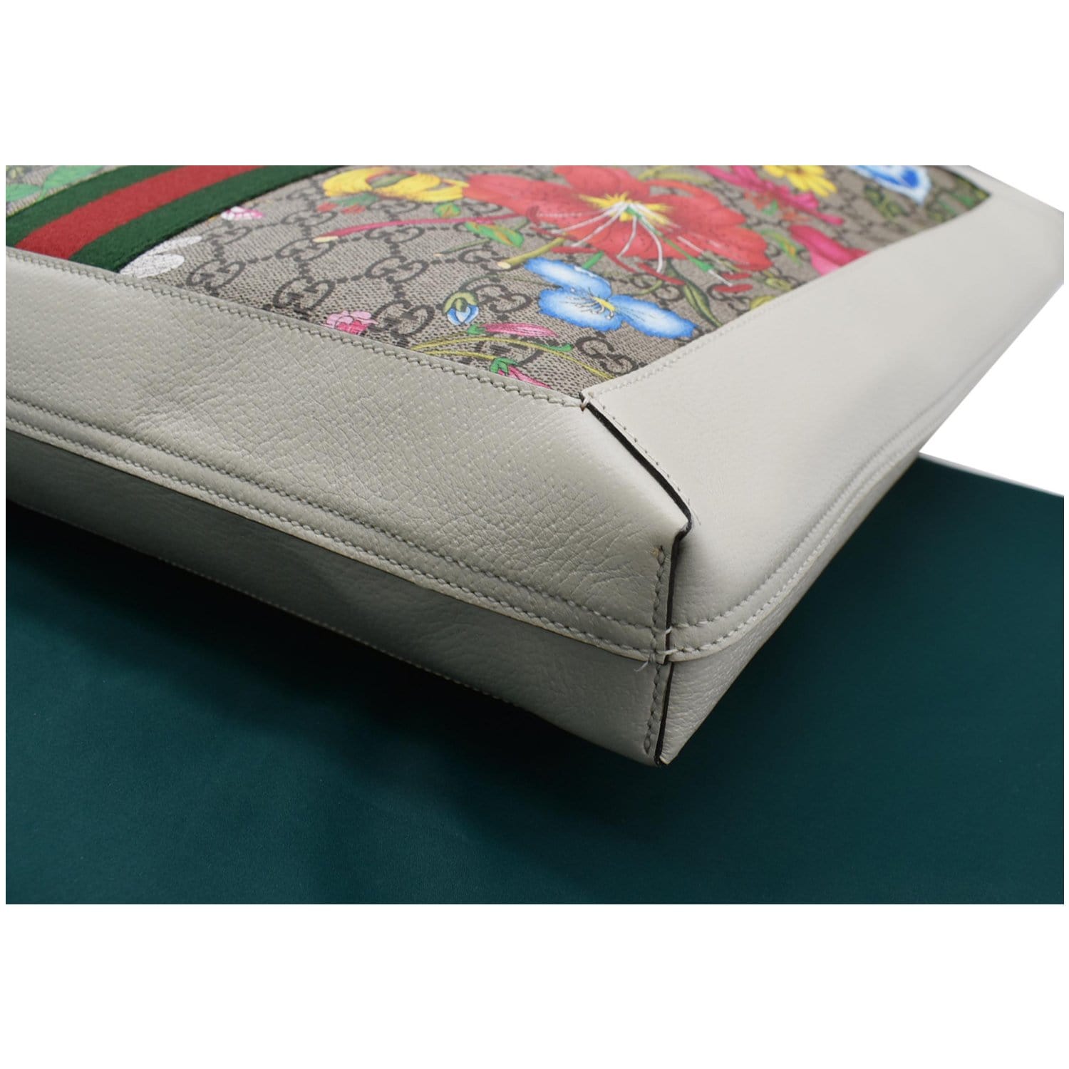 GUCCI Ophidia Gucci Flora Vertical Shopping Tote Bag White 519335
