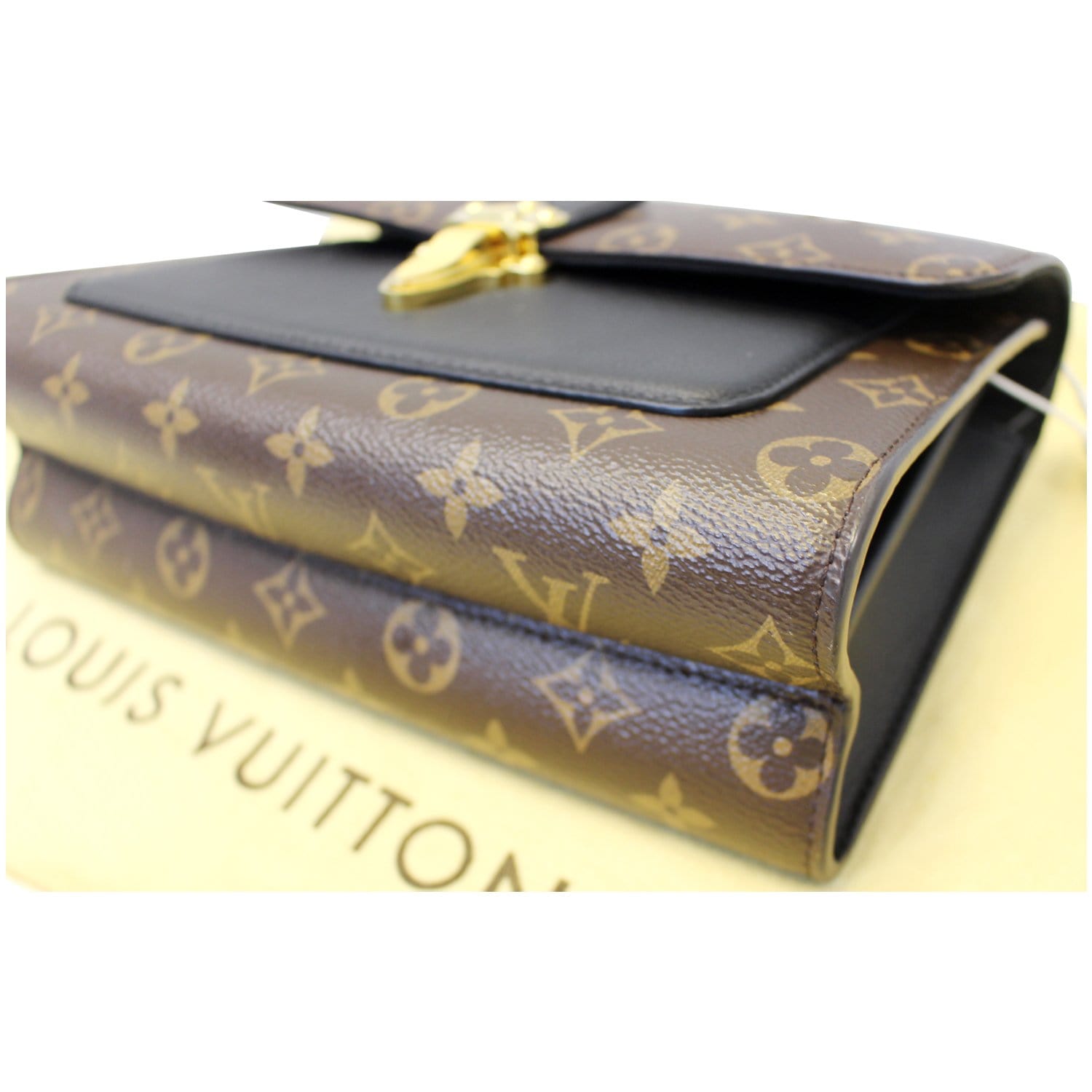 LOUIS VUITTON Victoire Monogram Canvas Shoulder Crossbody Bag Noir