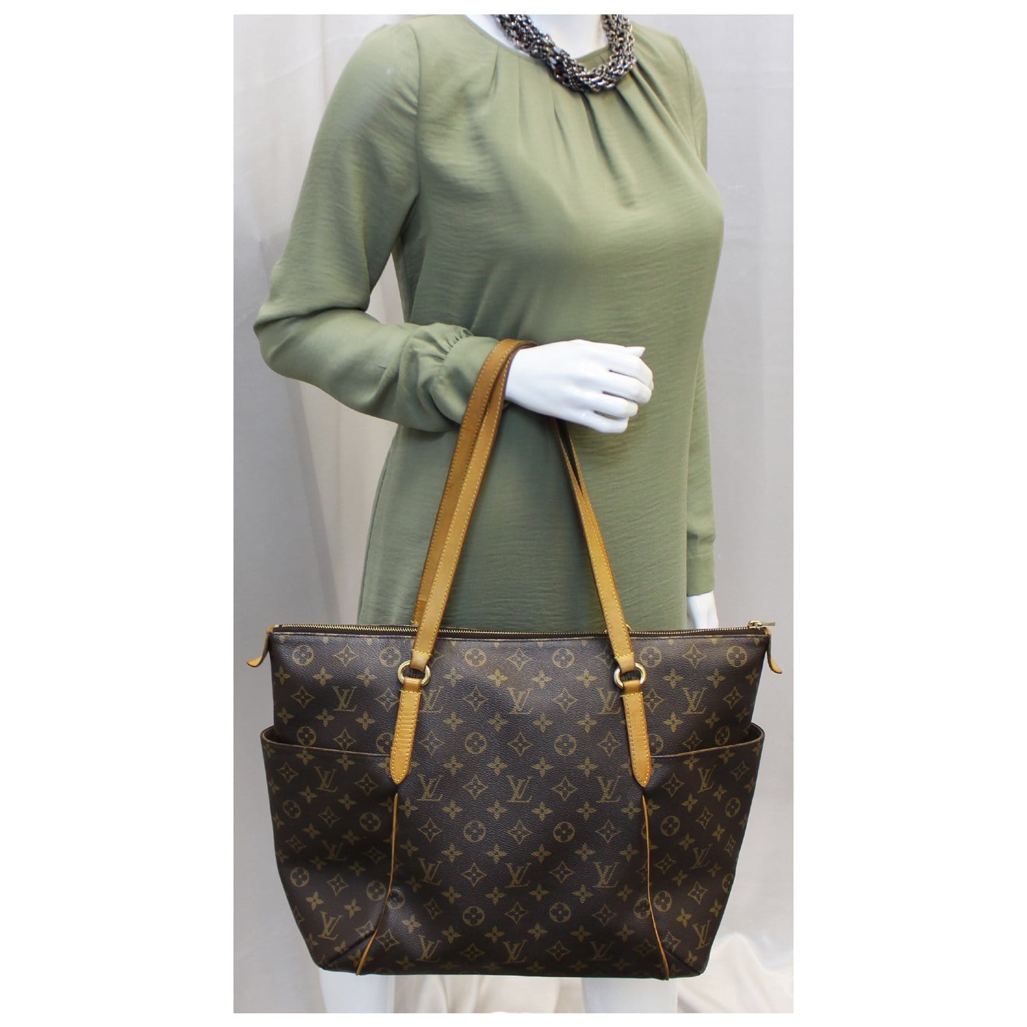 LOUIS VUITTON Monogram Canvas Totally GM Tote Shoulder Bag