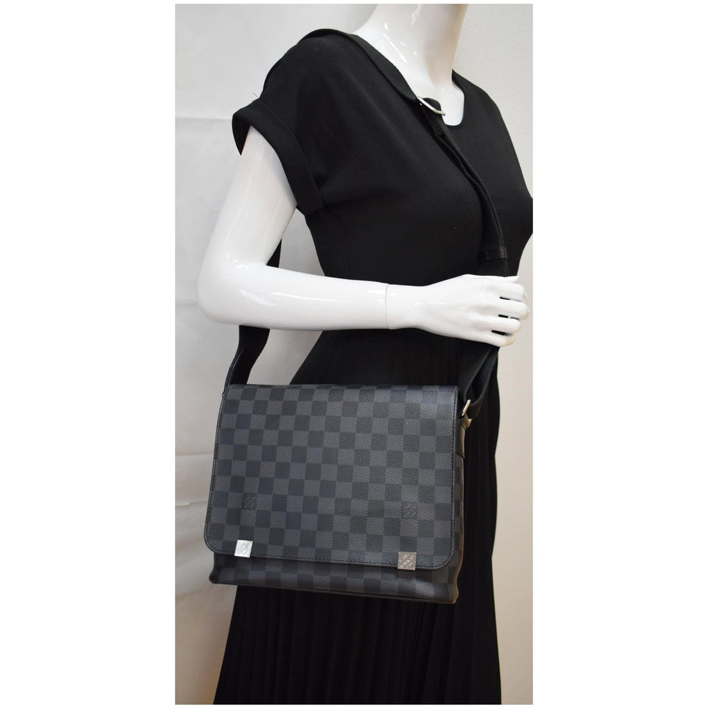 LOUIS VUITTON District PM Damier Graphite Messenger Bag Black