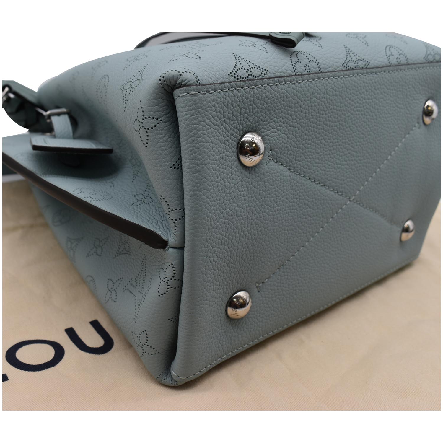 LOUIS VUITTON Muria Mahina Perforated Leather Crossbody Bag Vert
