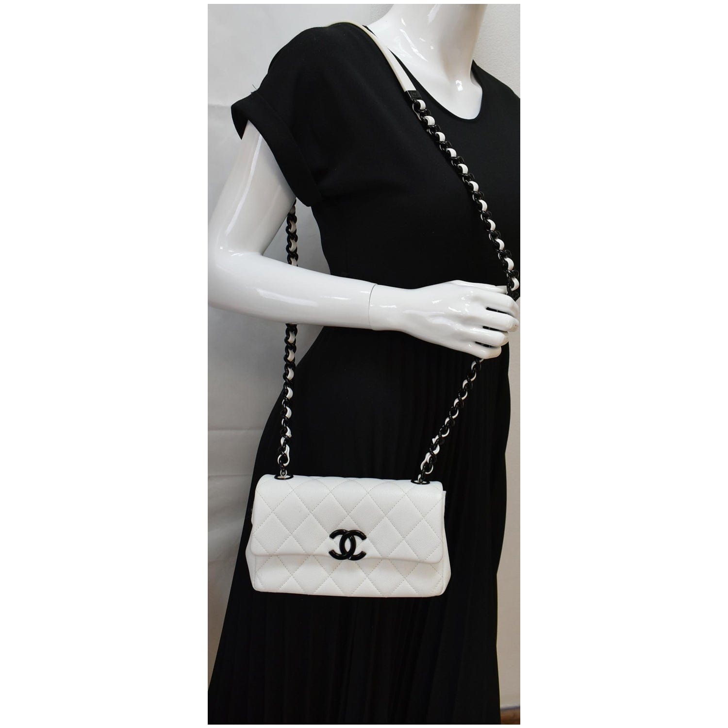 Chanel My Everything Small Caviar Quilted Leather Flap Shoulder Bag White