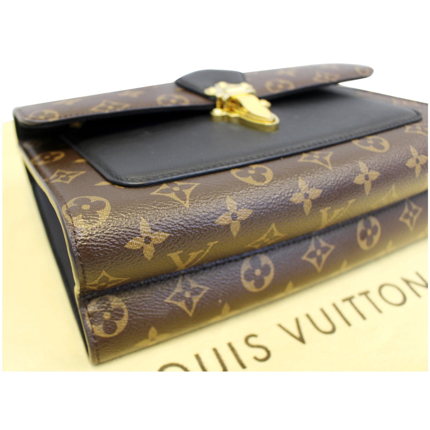 LOUIS VUITTON Victoire Monogram Canvas Shoulder Crossbody Bag Noir