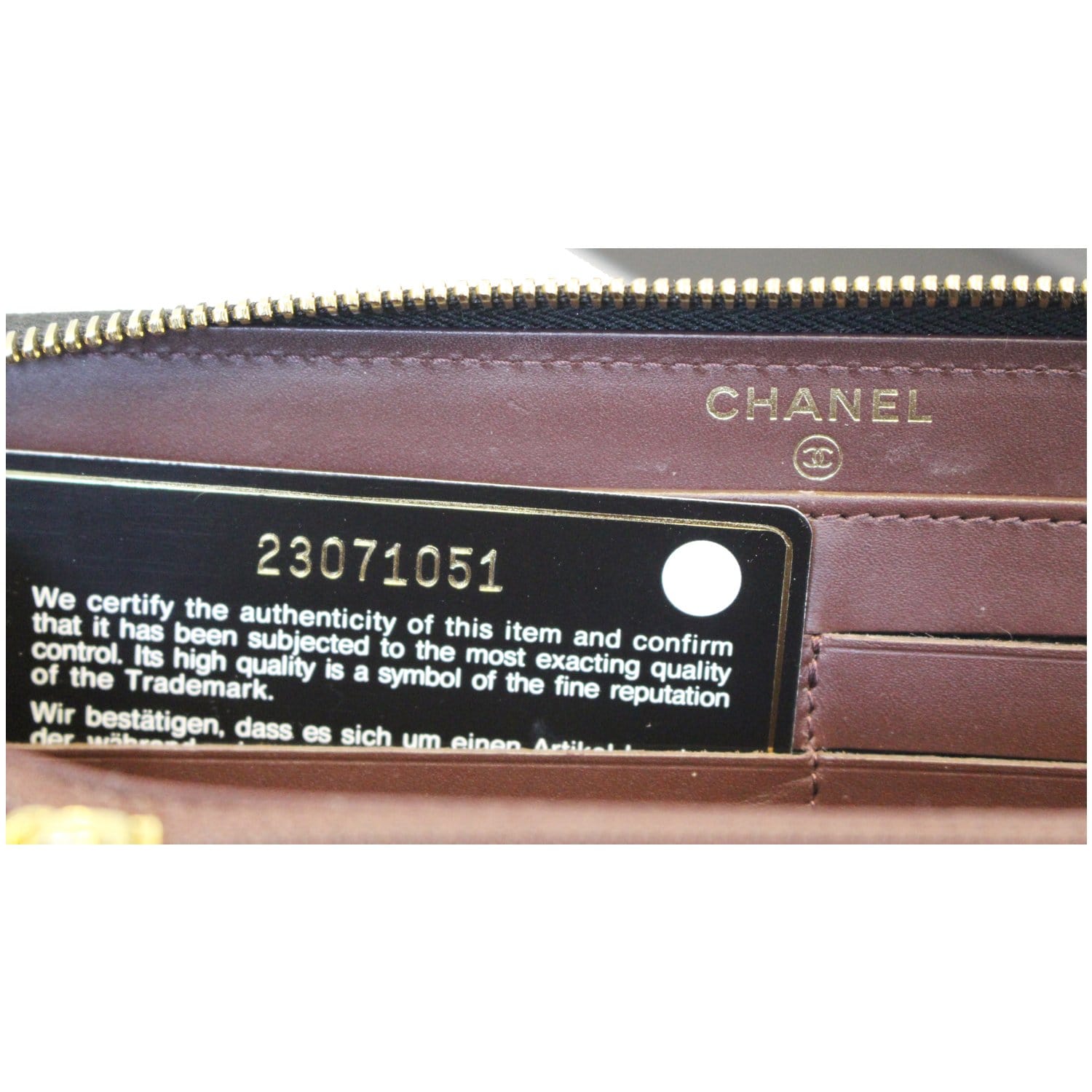 Chanel Black Caviar Leather Leather Zippy Wallet Black