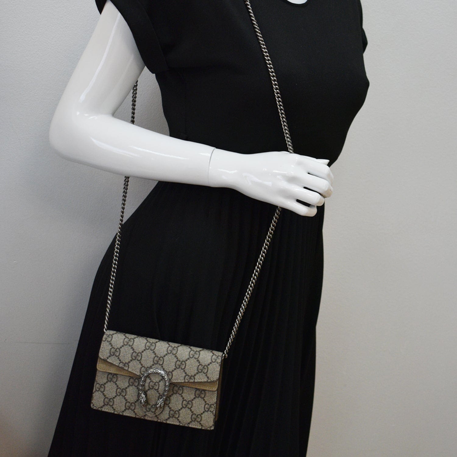 GUCCI Dionysus Super Mini Gucci Supreme Canvas Crossbody Bag Taupe 476432