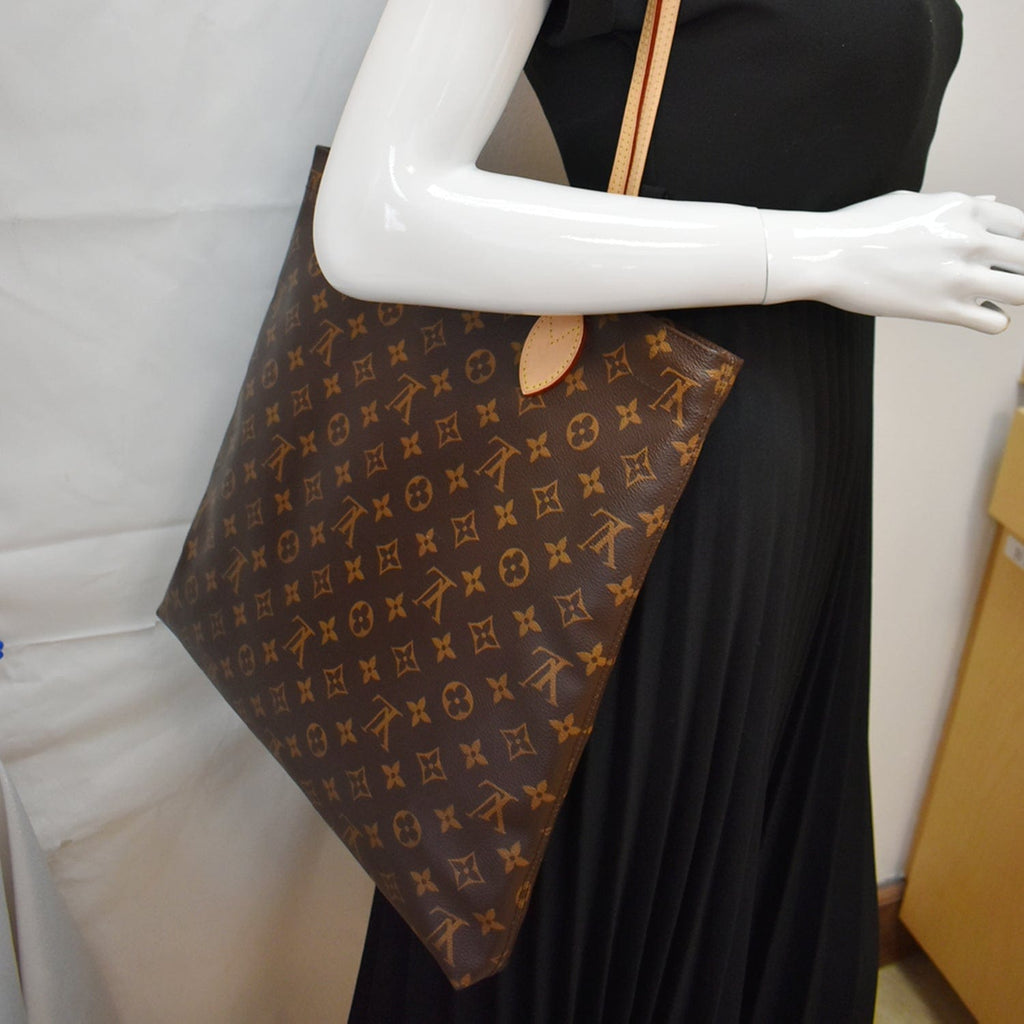 LOUIS VUITTON Carry it Monogram Canvas Shoulder Bag Brown