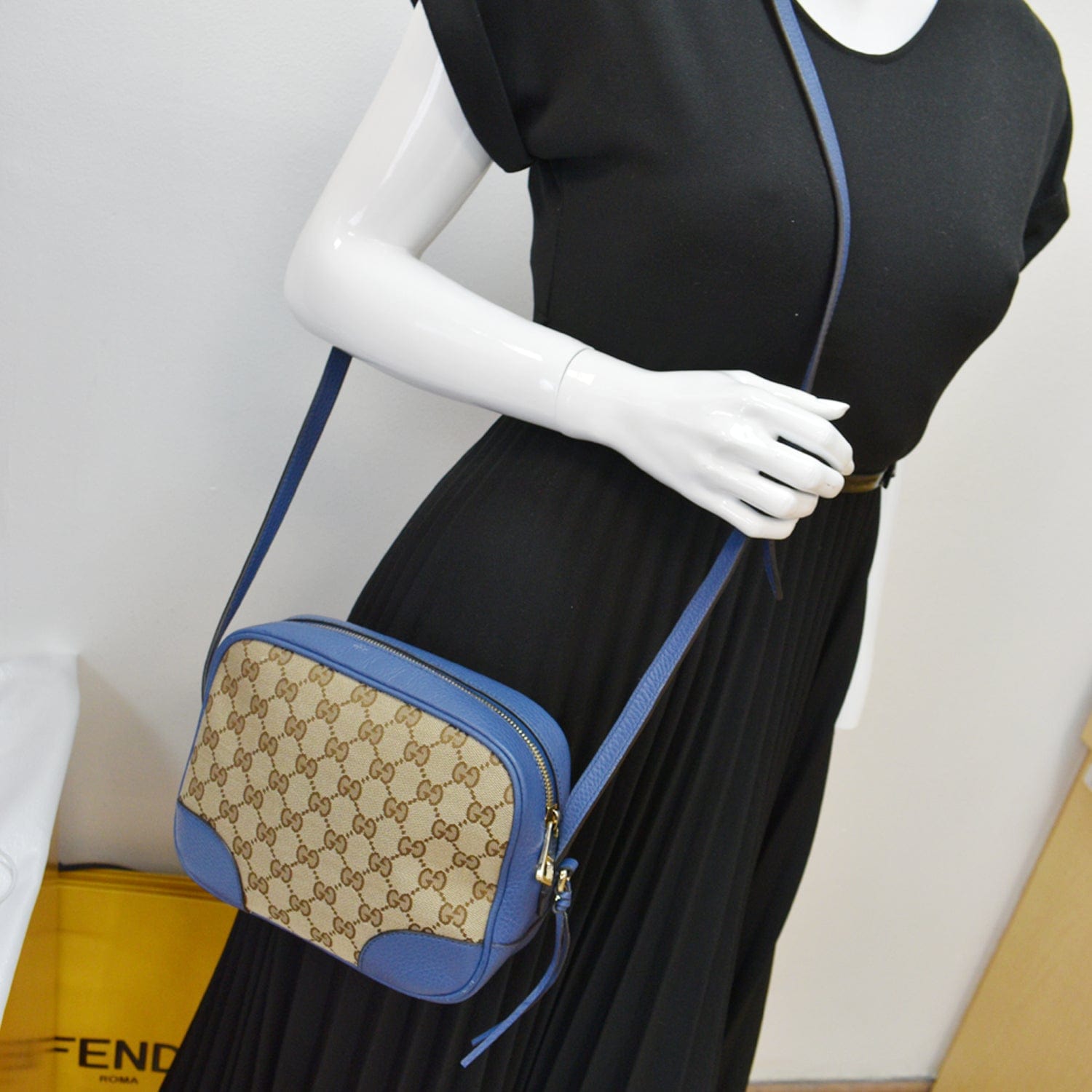 GUCCI Bree Gucci Canvas Leather Crossbody Bag Beige 449413