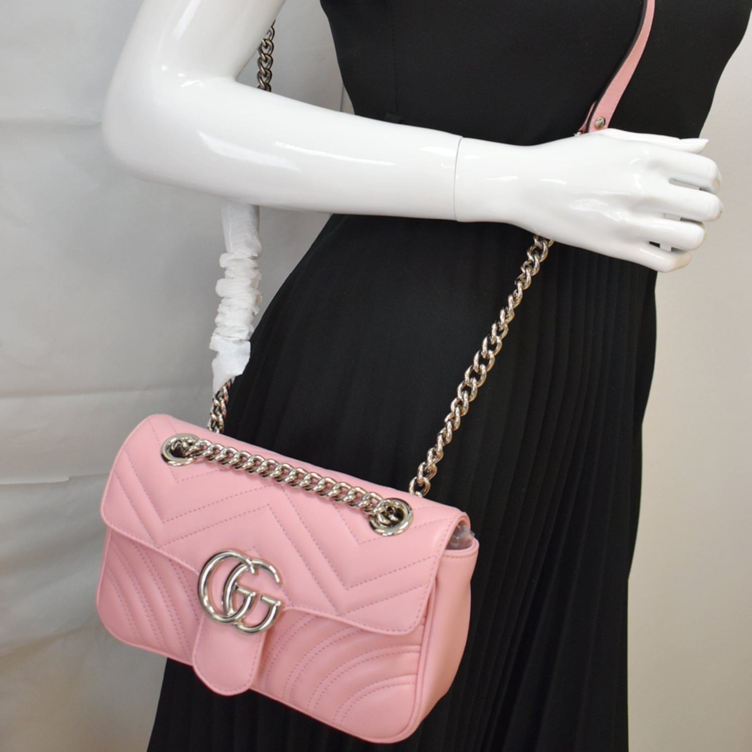 GUCCI Gucci Marmont Mini MatelassÃ© Leather Shoulder Crossbody Bag Pastel Pink 446744