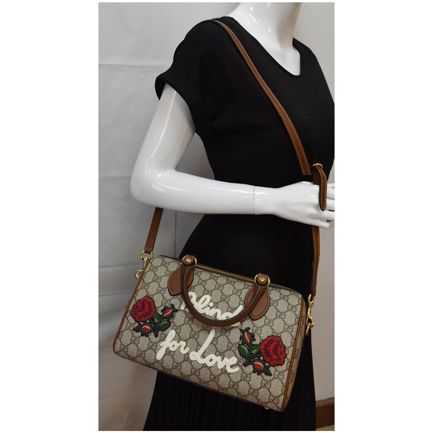 GUCCI Blind for Love Embroidered Gucci Supreme Canvas Boston Bag Maple Brown 409529