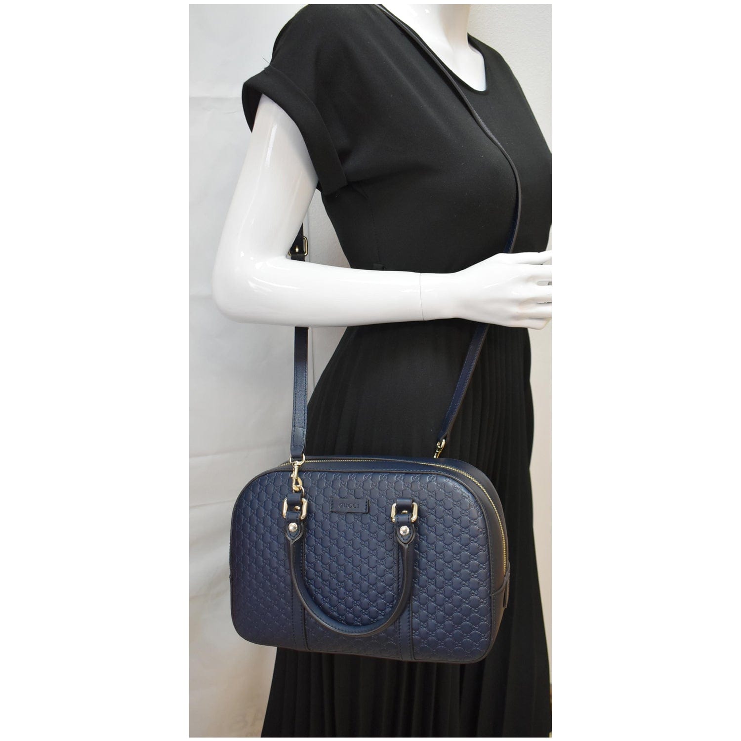 GUCCI Small Microguccissima Leather Crossbody Bag Navy Blue 510286
