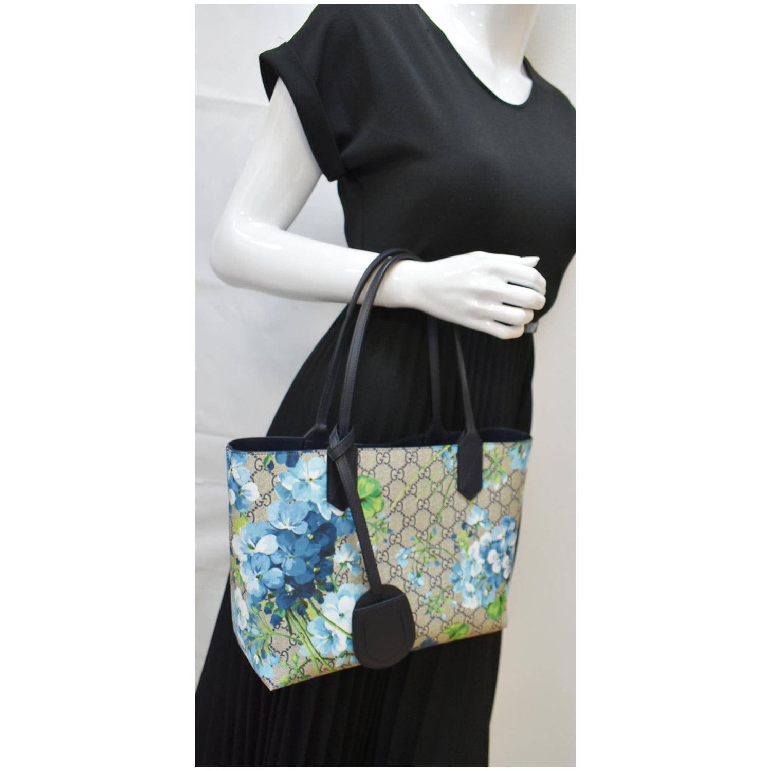 GUCCI Blooms Reversible Gucci Print Floral Supreme Tote Bag Blue 546323
