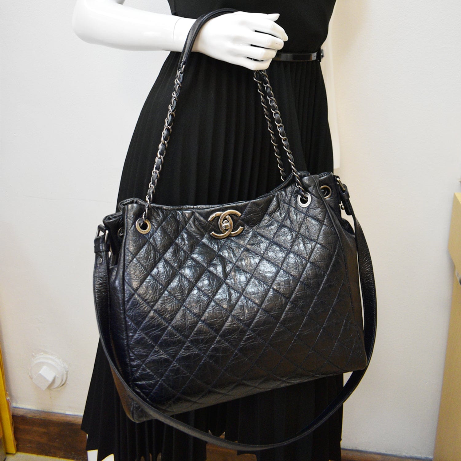 Chanel Glazed Aged  Distressed Tote Shoulder Bag Blue