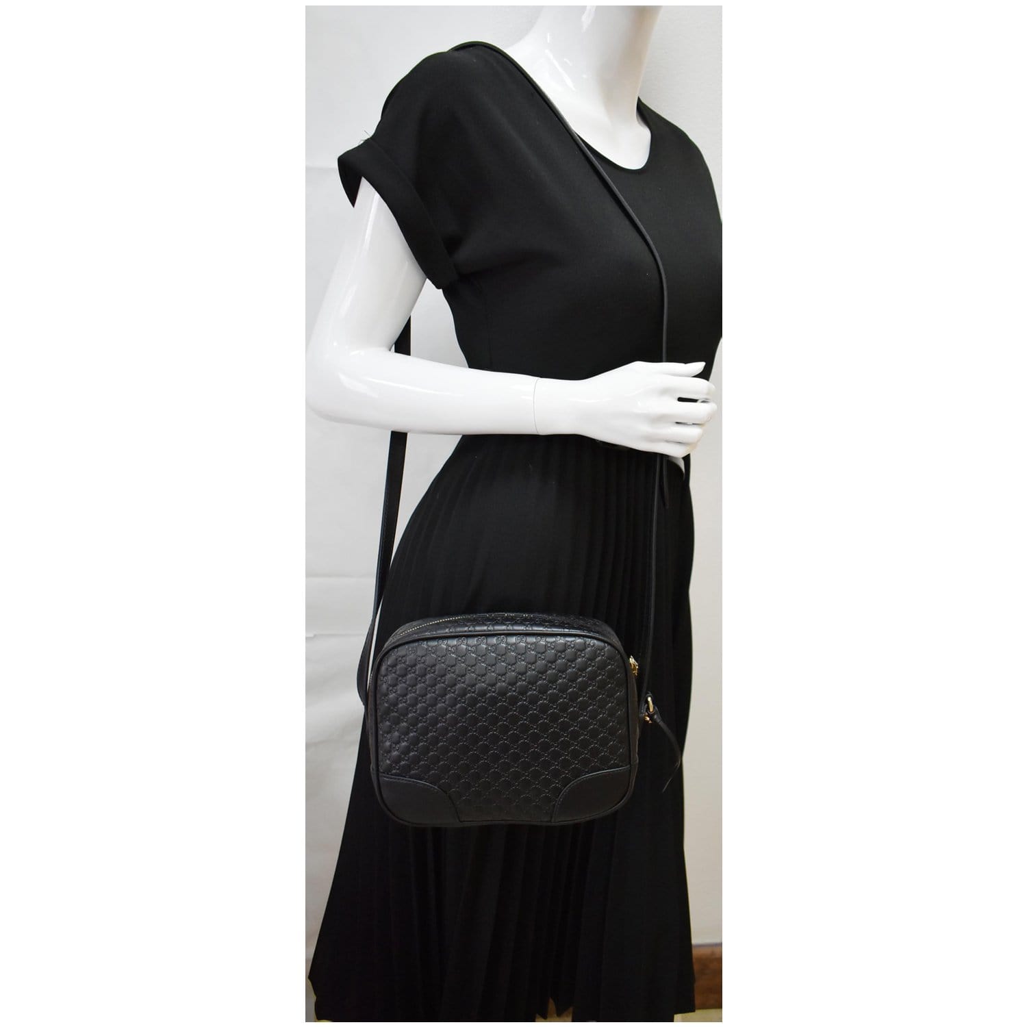 GUCCI Bree Mini Gucci Microguccissima Leather Crossbody Bag Black 449413