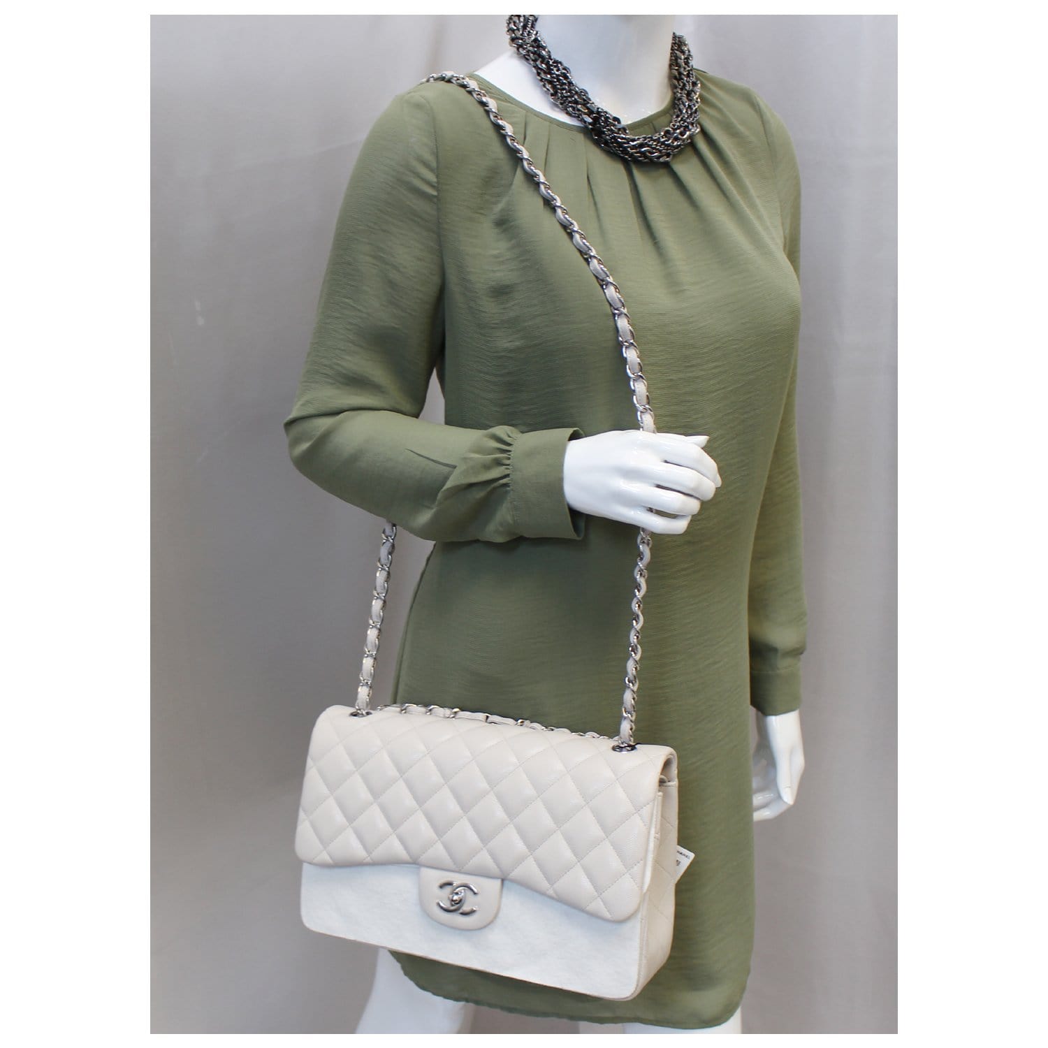 Chanel Classic Jumbo Double Flap Caviar Leather Leather Ivory Shoulder Bag