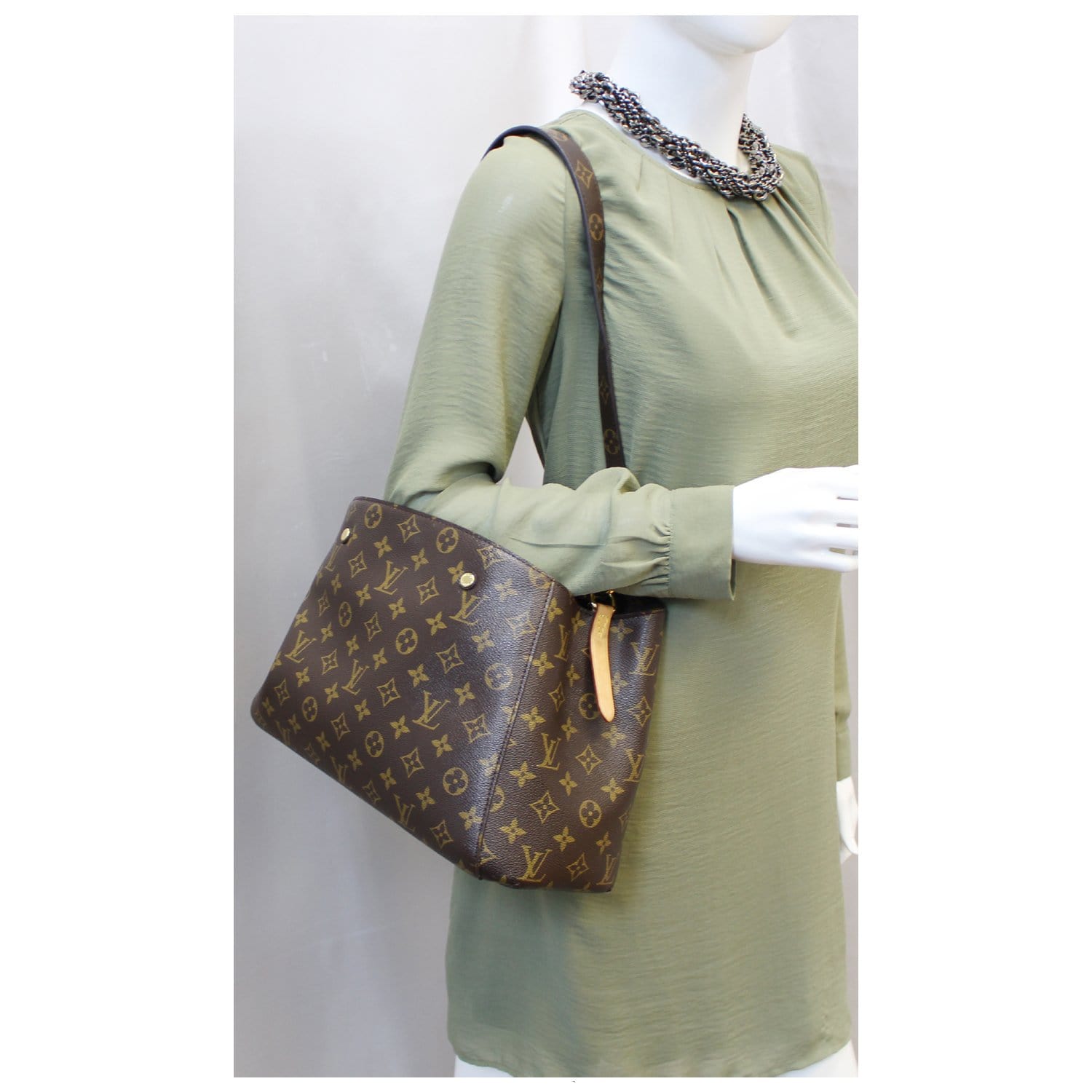 LOUIS VUITTON Montaigne MM Monogram Canvas Shoulder Bag