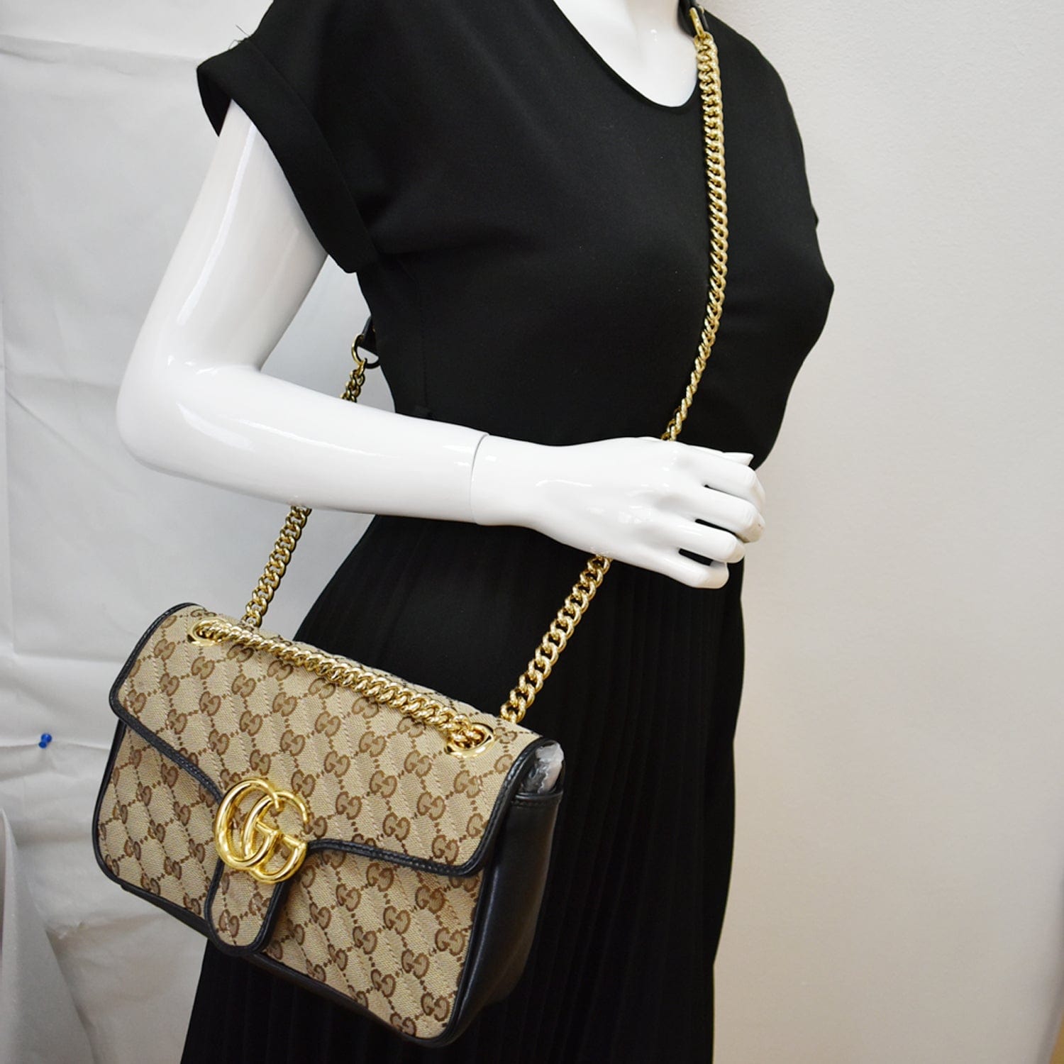 GUCCI Gucci Marmont Small Matelasse Canvas Shoulder Bag Black 443497