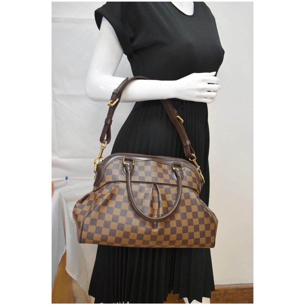 LOUIS VUITTON Trevi PM Damier Ebene Shoulder Bag Brown