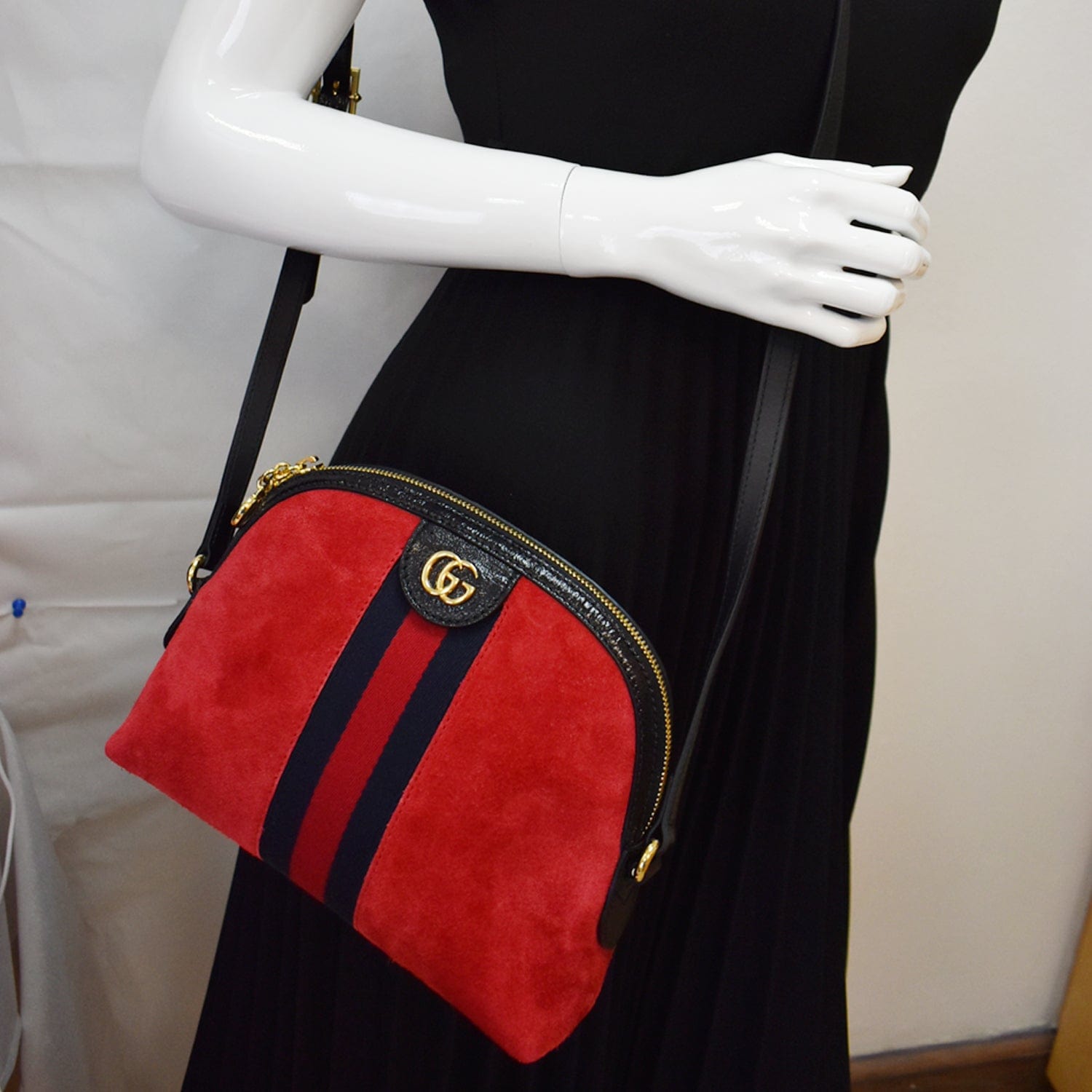 GUCCI Ophidia Gucci Small Suede Shoulder Bag Red 499621