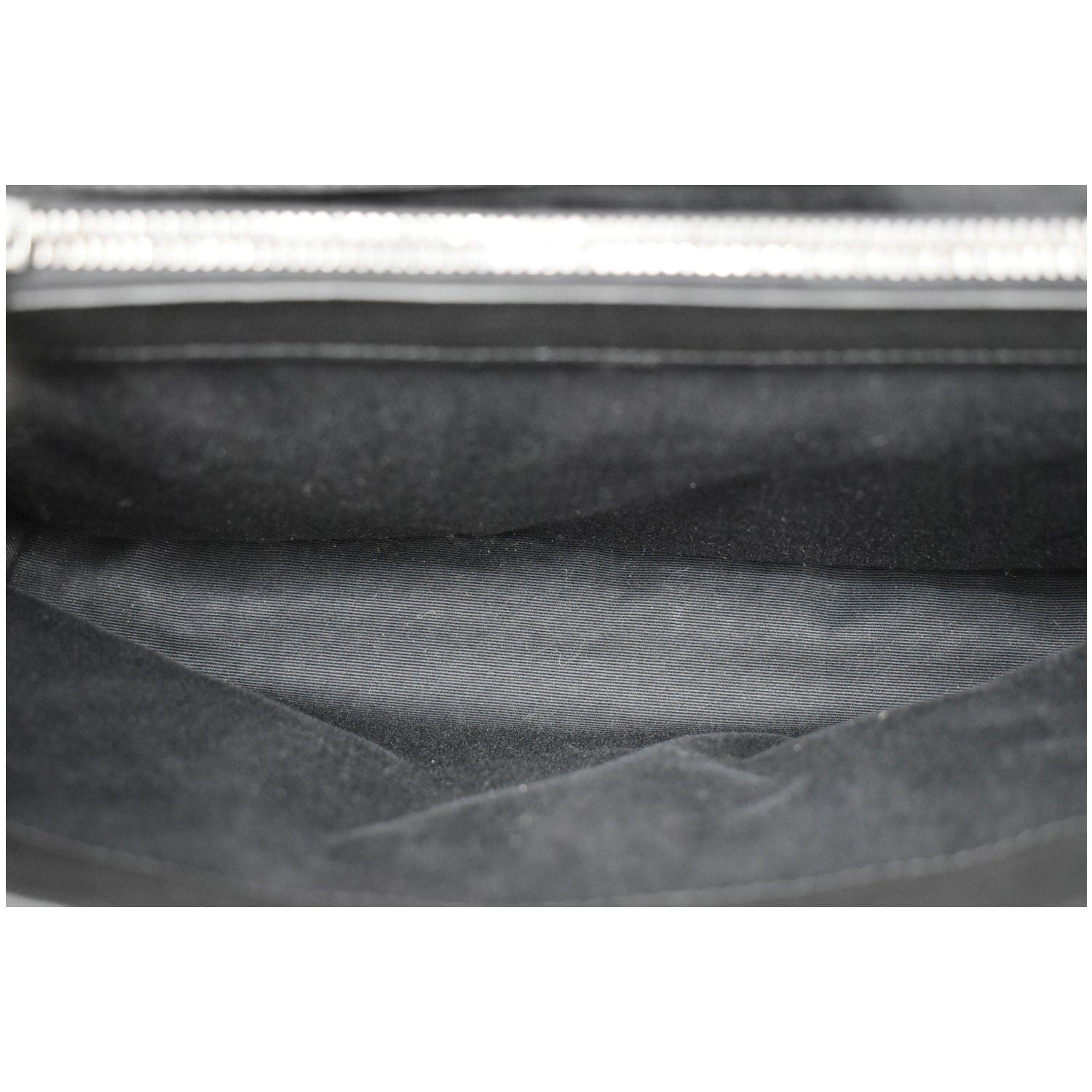 YVES SAINT LAURENT College Medium Flap MatelassÃ© Leather Shoulder Bag Black