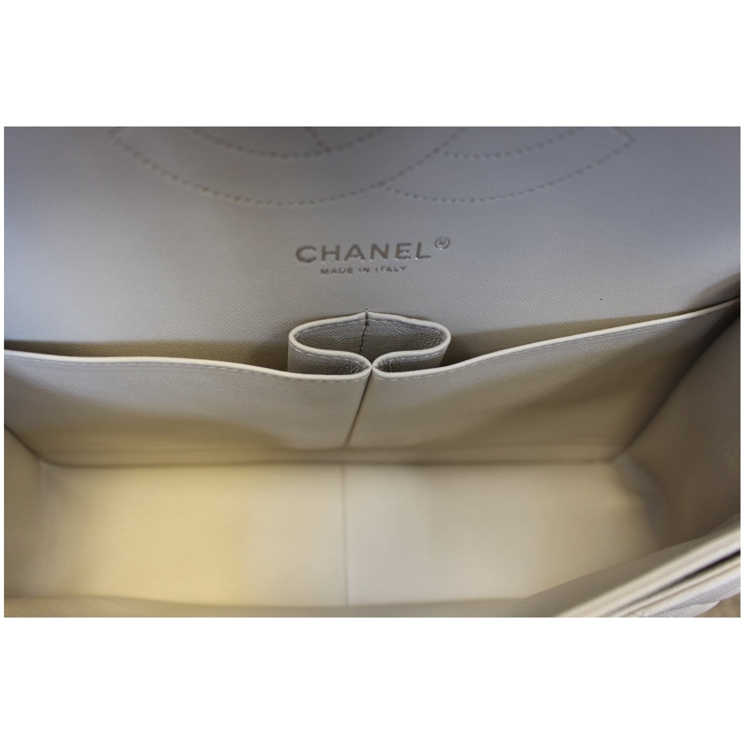 Chanel Classic Jumbo Double Flap Caviar Leather Leather Ivory Shoulder Bag