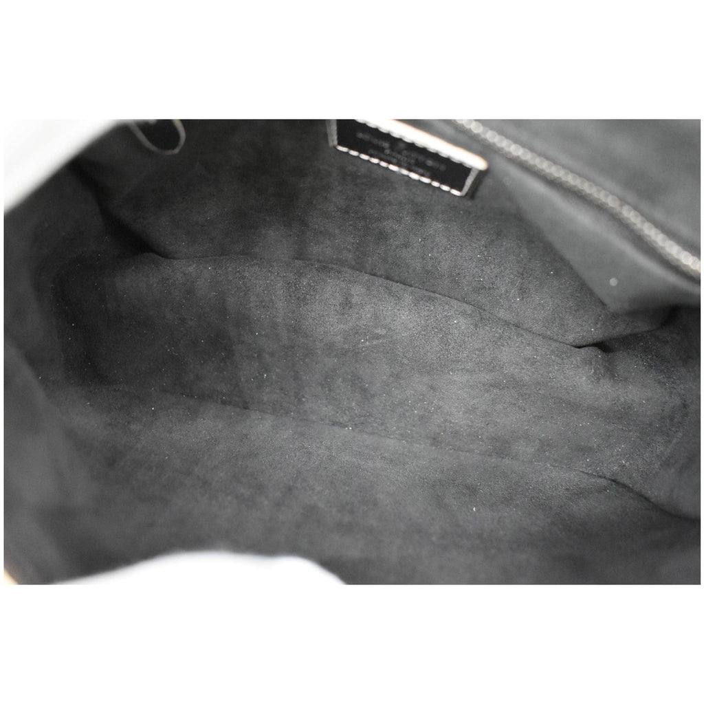 LOUIS VUITTON Chain It Monogram Canvas Shoulder Bag Black