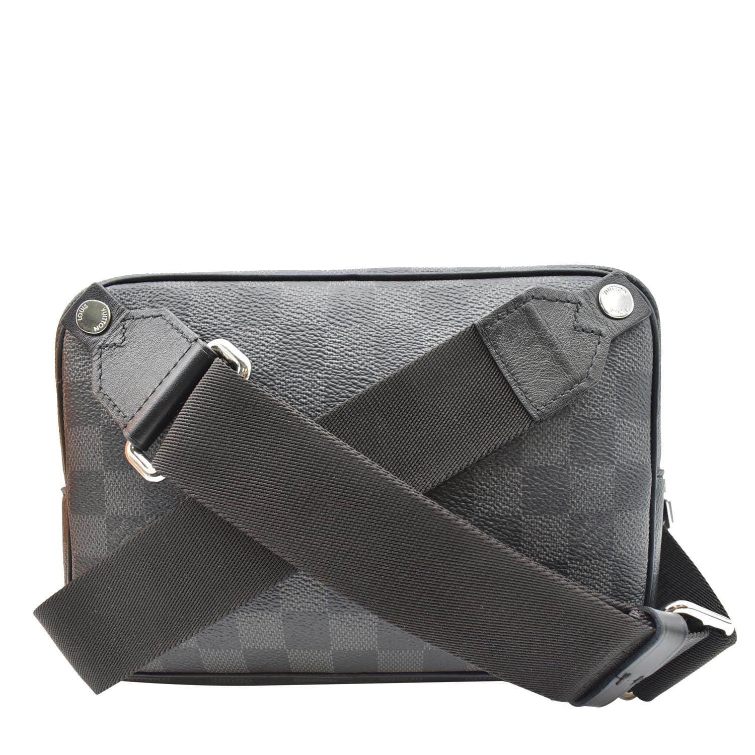 LOUIS VUITTON Scott Damier Graphite Messenger Bag Black