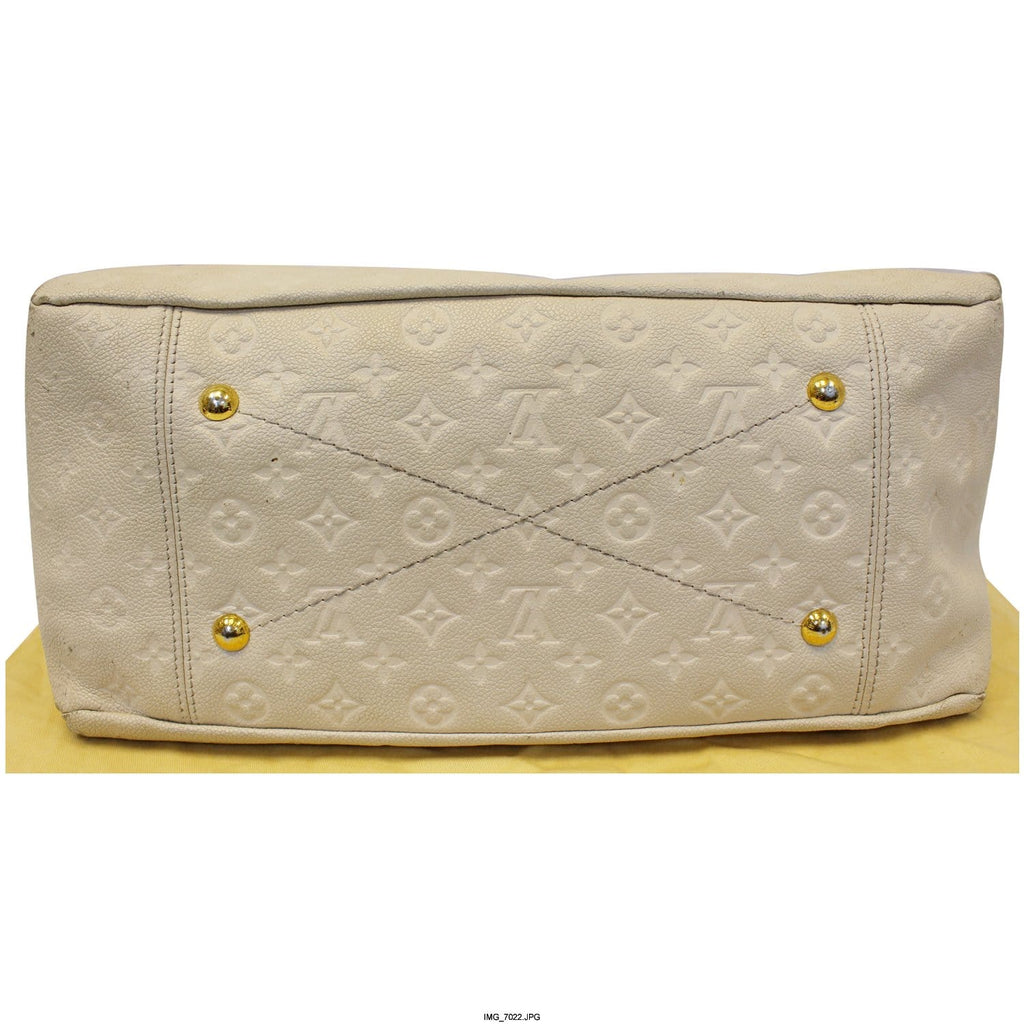 LOUIS VUITTON Artsy MM Neige Empreinte Leather Shoulder Bag
