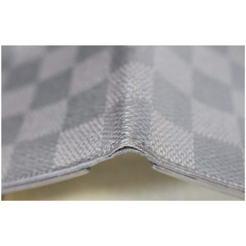 LOUIS VUITTON Damier Graphite Multiple Wallet