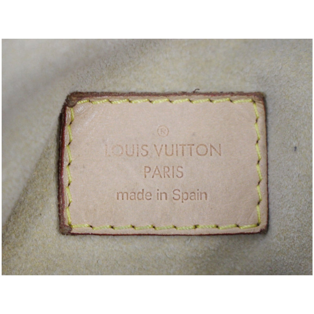 LOUIS VUITTON Artsy MM Monogram Canvas Hobo Shoulder Bag
