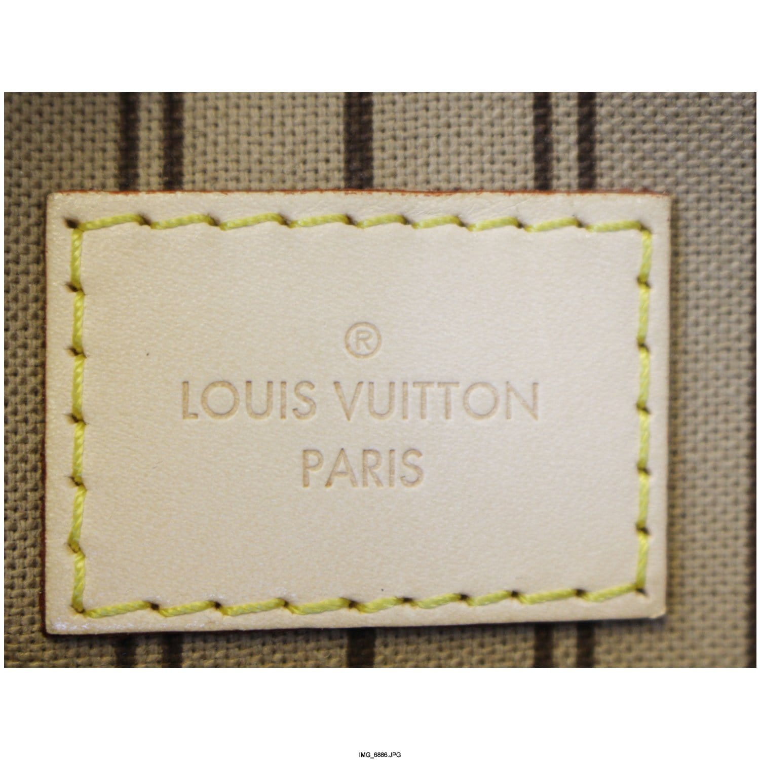 LOUIS VUITTON Pochette Wristlet Pouch Monogram Canvas Neverfull MM
