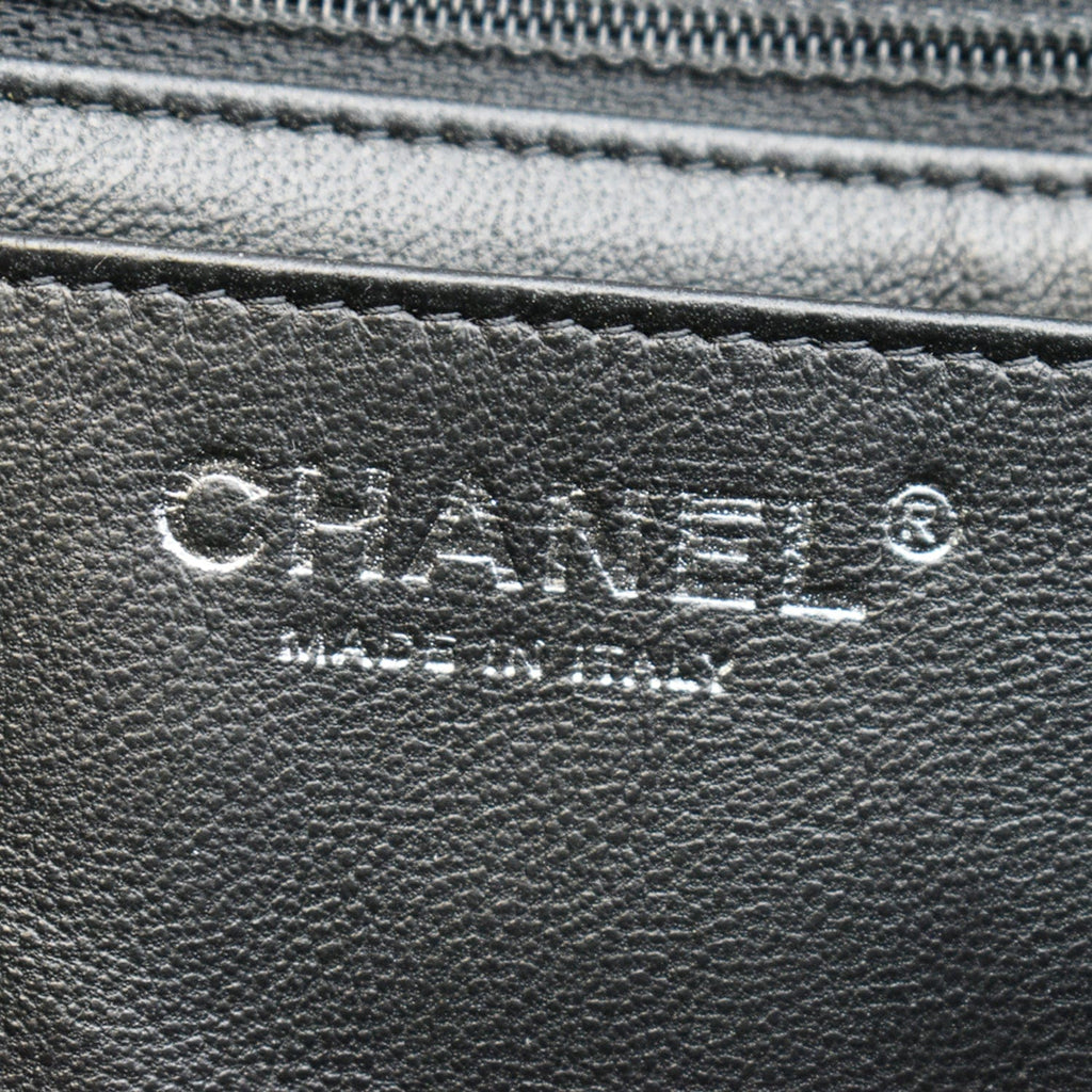 Chanel Jumbo Classic Single Flap Caviar Leather Shoulder Bag Black