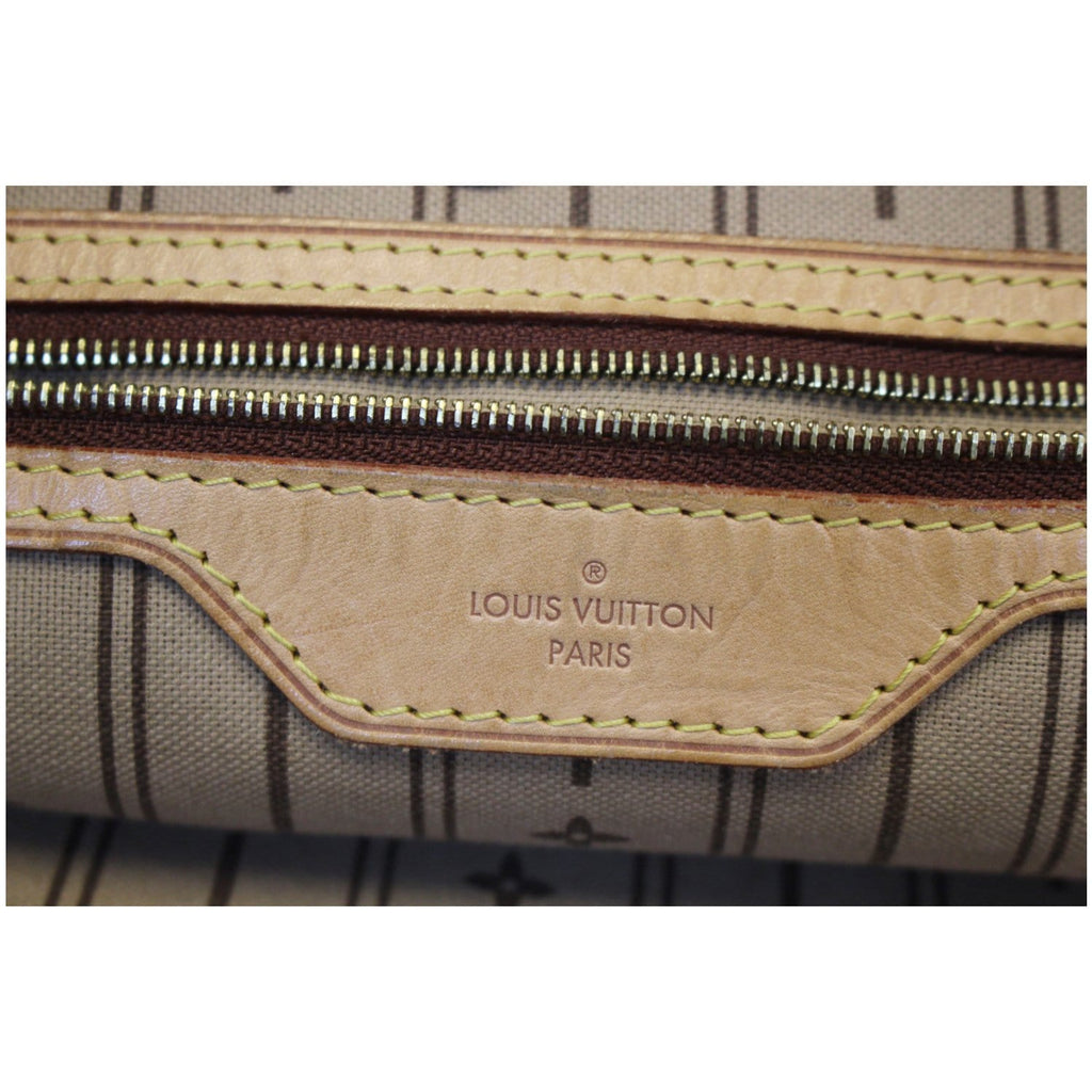 LOUIS VUITTON Delightful GM Monogram Canvas Shoulder Bag