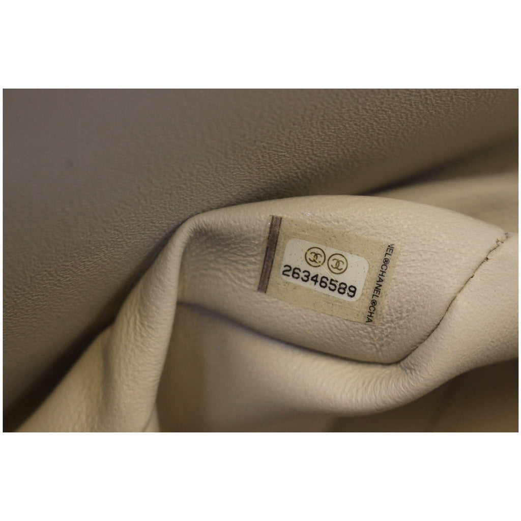 Chanel Classic Jumbo Double Flap Caviar Leather Leather Ivory Shoulder Bag