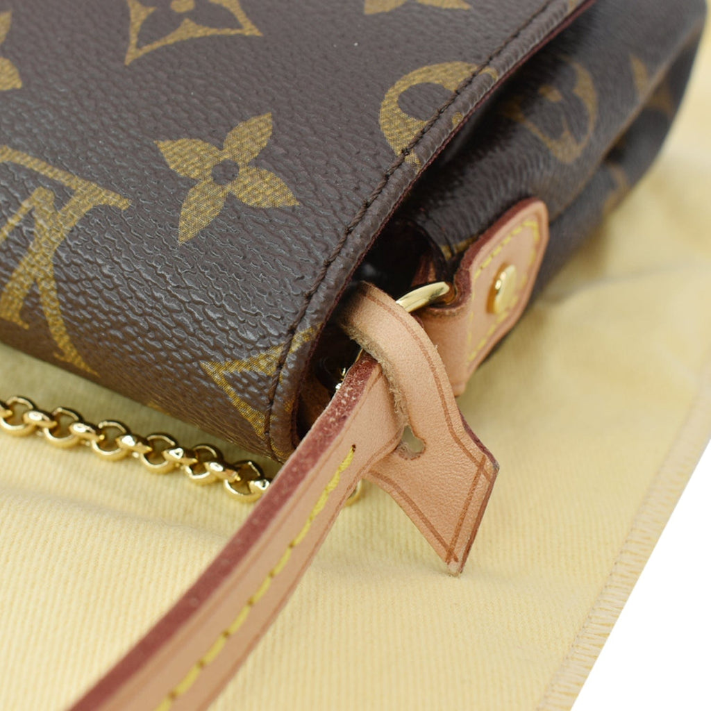 LOUIS VUITTON Favorite MM Monogram Canvas Crossbody Bag Brown