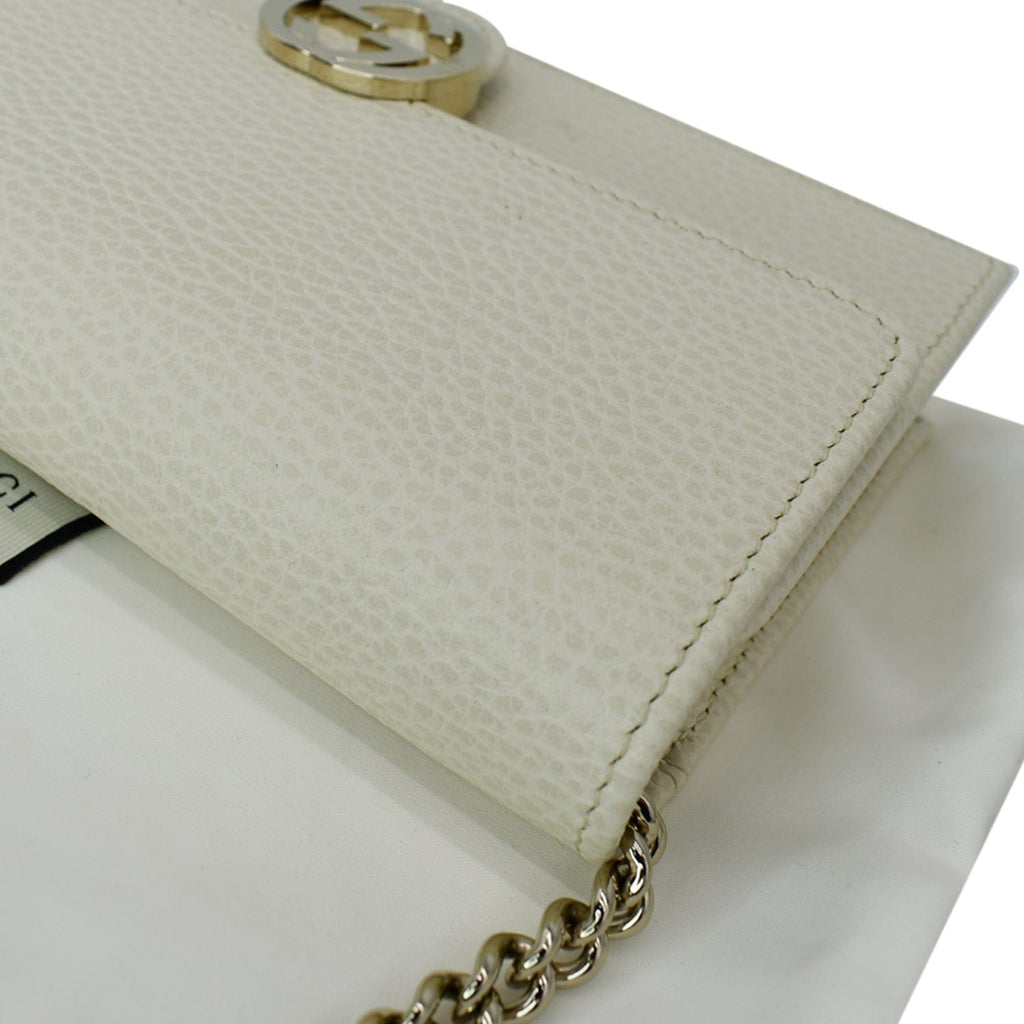 GUCCI Gucci Interlocking Pebbled Leather Crossbody Bag White 615523