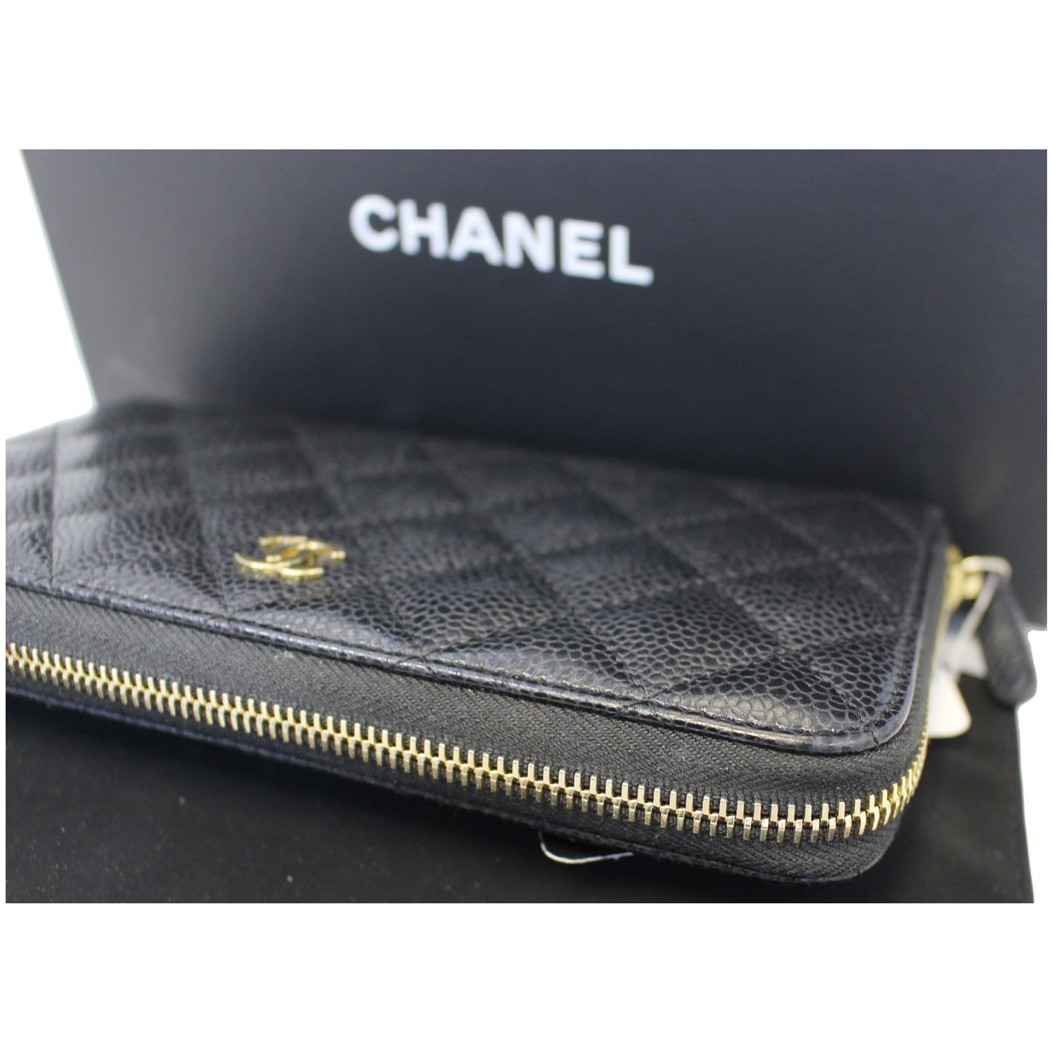 Chanel Black Caviar Leather Leather Zippy Wallet Black