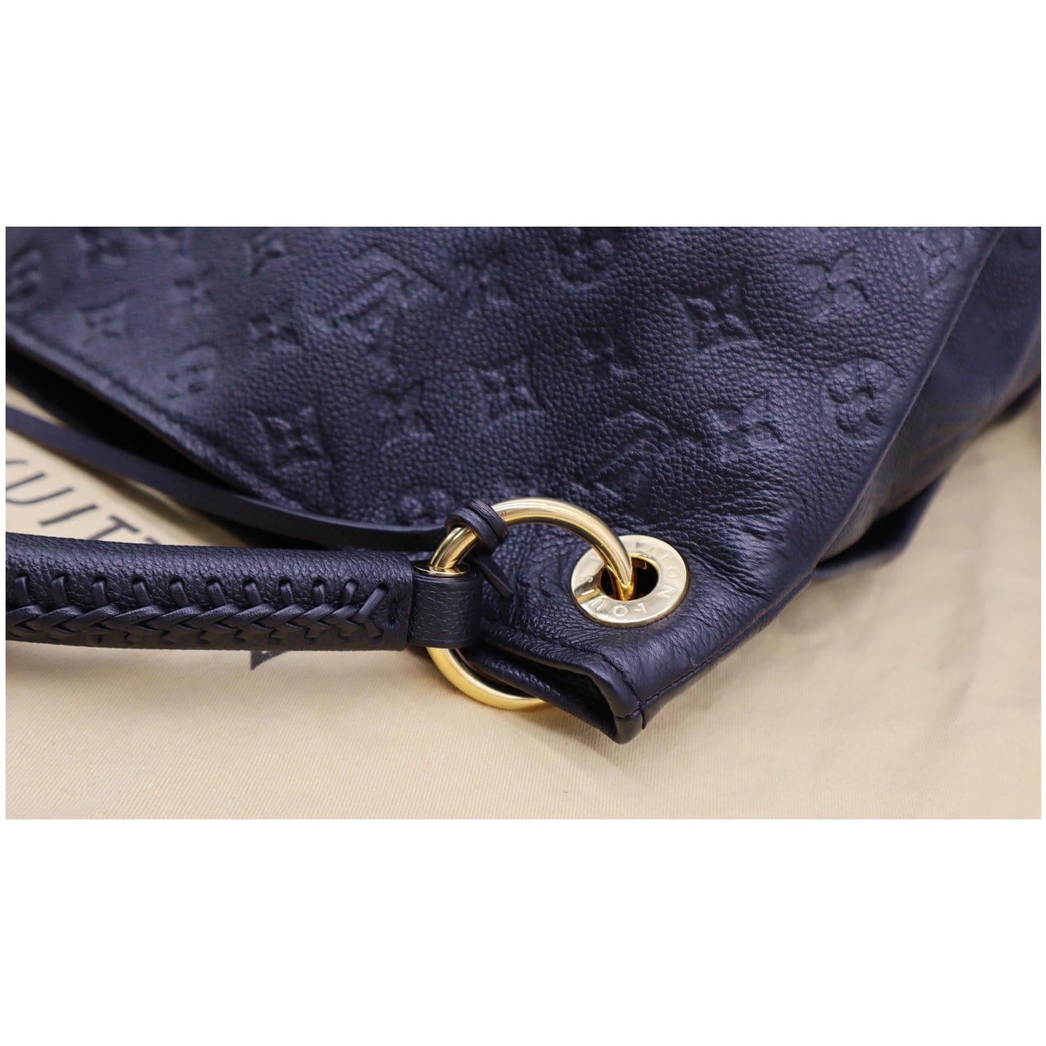 LOUIS VUITTON Artsy MM Empreinte Leather Shoulder Bag Black
