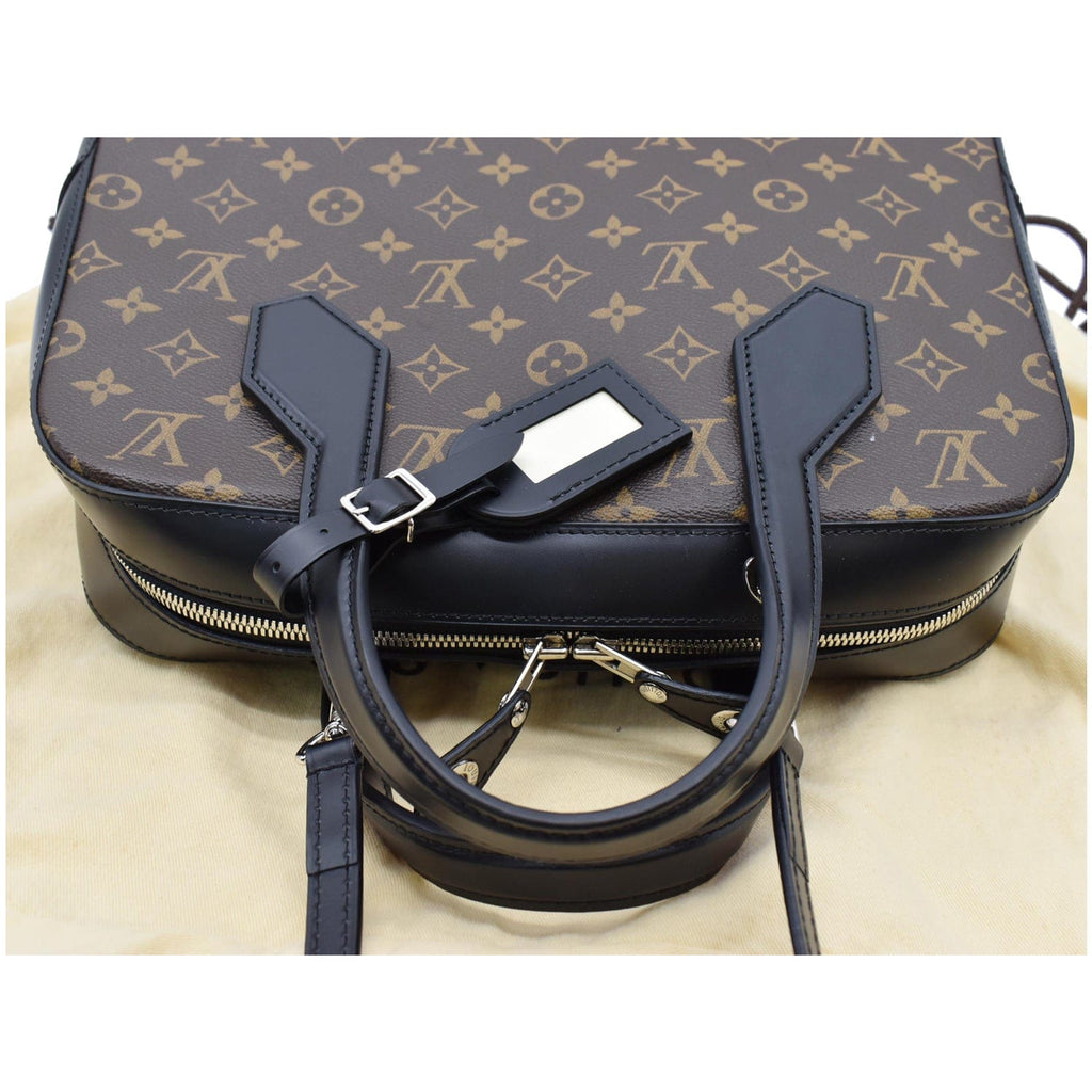 LOUIS VUITTON Dora MM Monogram Canvas Shoulder Bag Brown