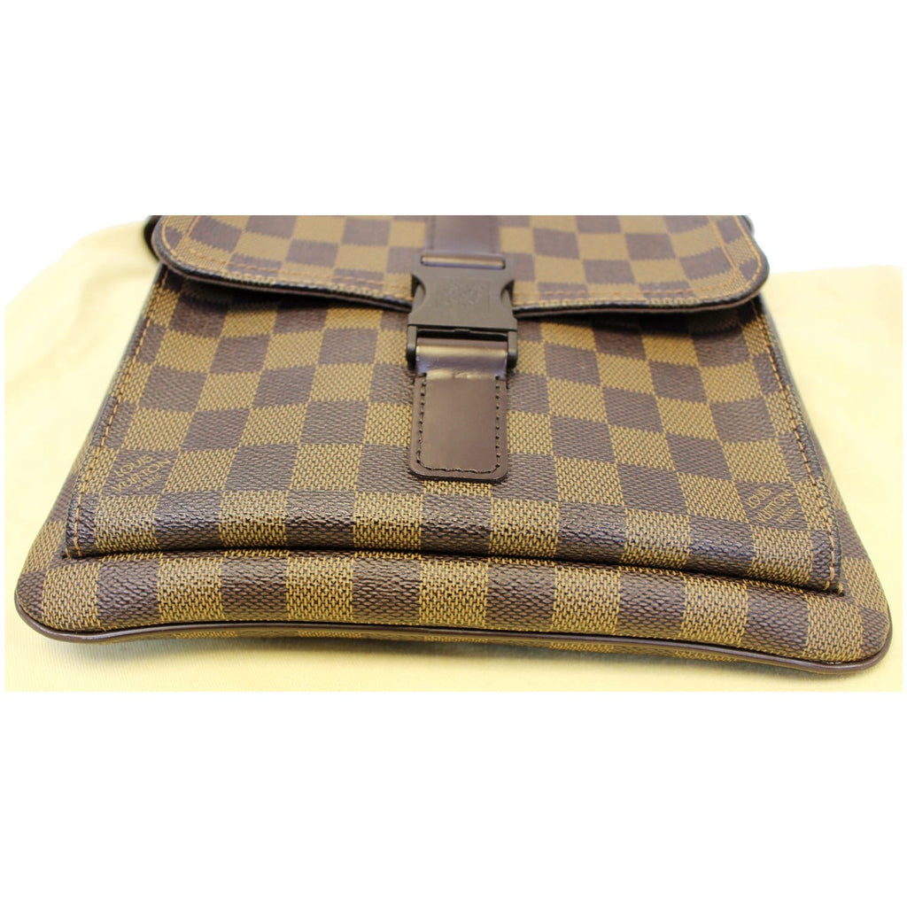 LOUIS VUITTON Pochette Melville Damier Ebene Shoulder Crossbody Bag