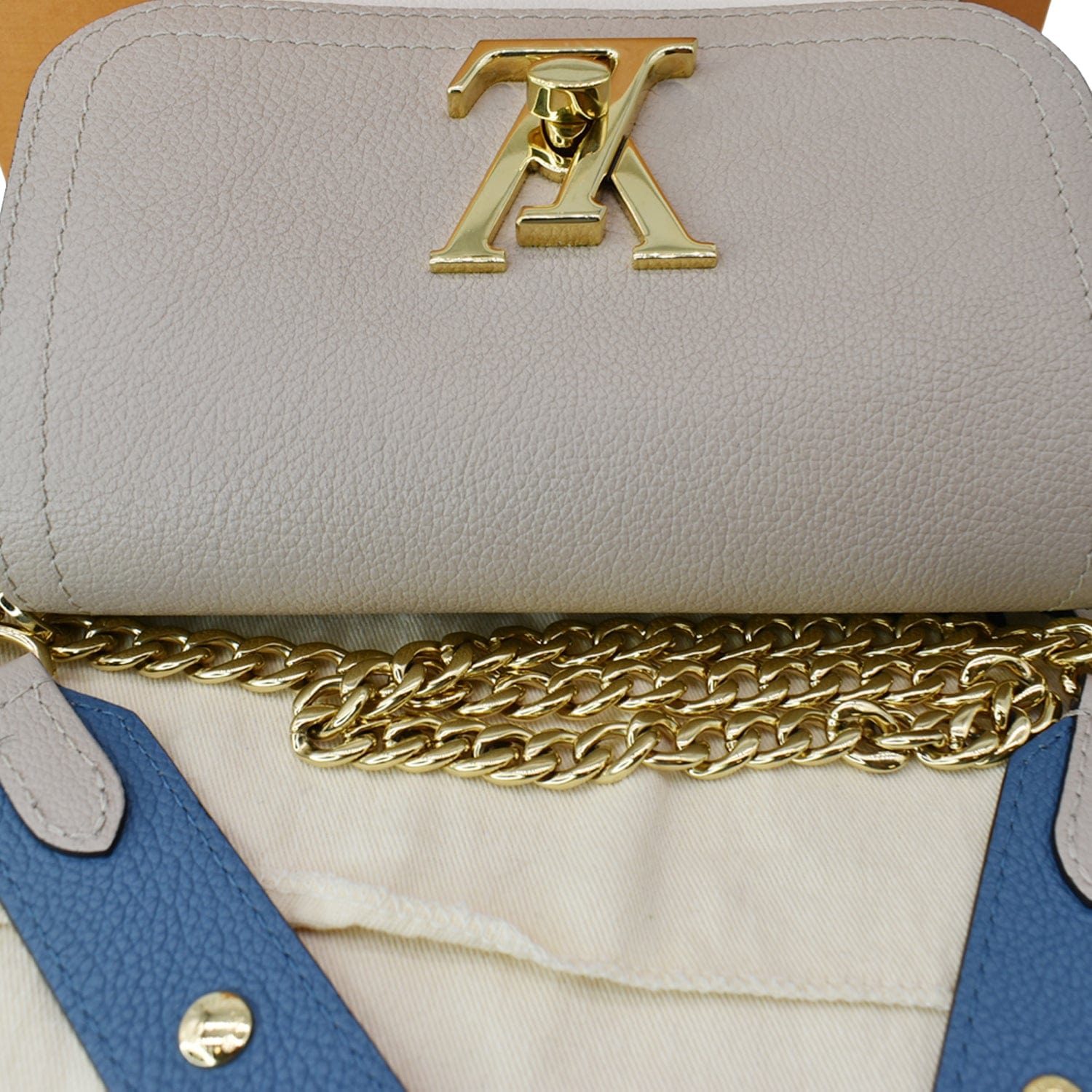 LOUIS VUITTON Lockme Tender Grained  Leather Shoulder Bag Greige