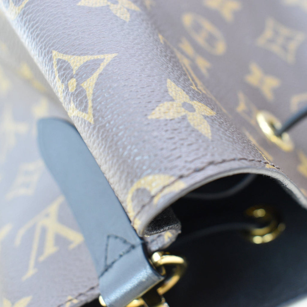 LOUIS VUITTON Neonoe Monogram Canvas Shoulder Bag Brown