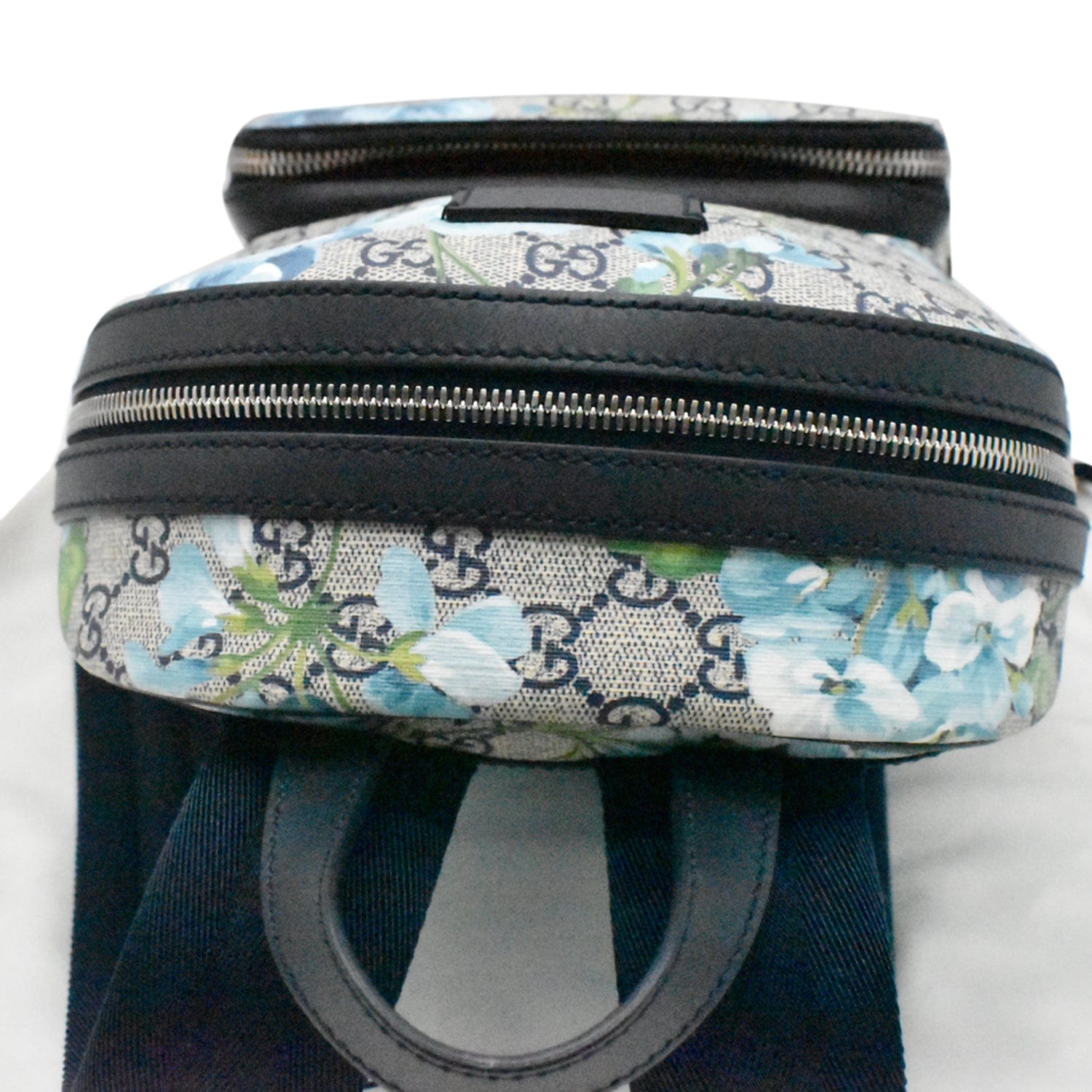 GUCCI Blooms Gucci Supreme Monogram Backpack Blue 546327