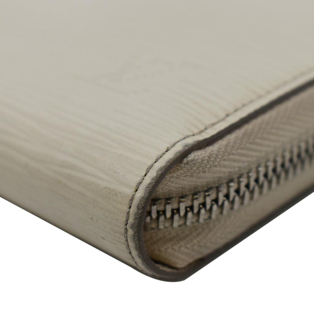 LOUIS VUITTON Epi Leather Zippy Wallet Ivory