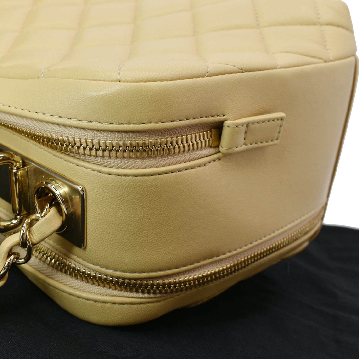 Chanel Trendy CC Bowling Quilted Leather Shoulder Bag Beige
