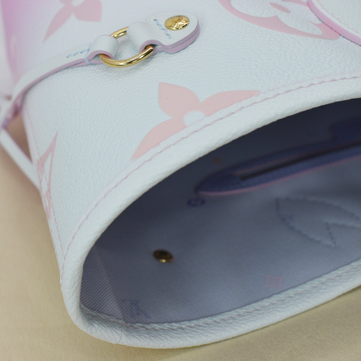 LOUIS VUITTON Neverfull MM Monogram Canvas Tote Bag Sunrise Pastel - New Year Deals