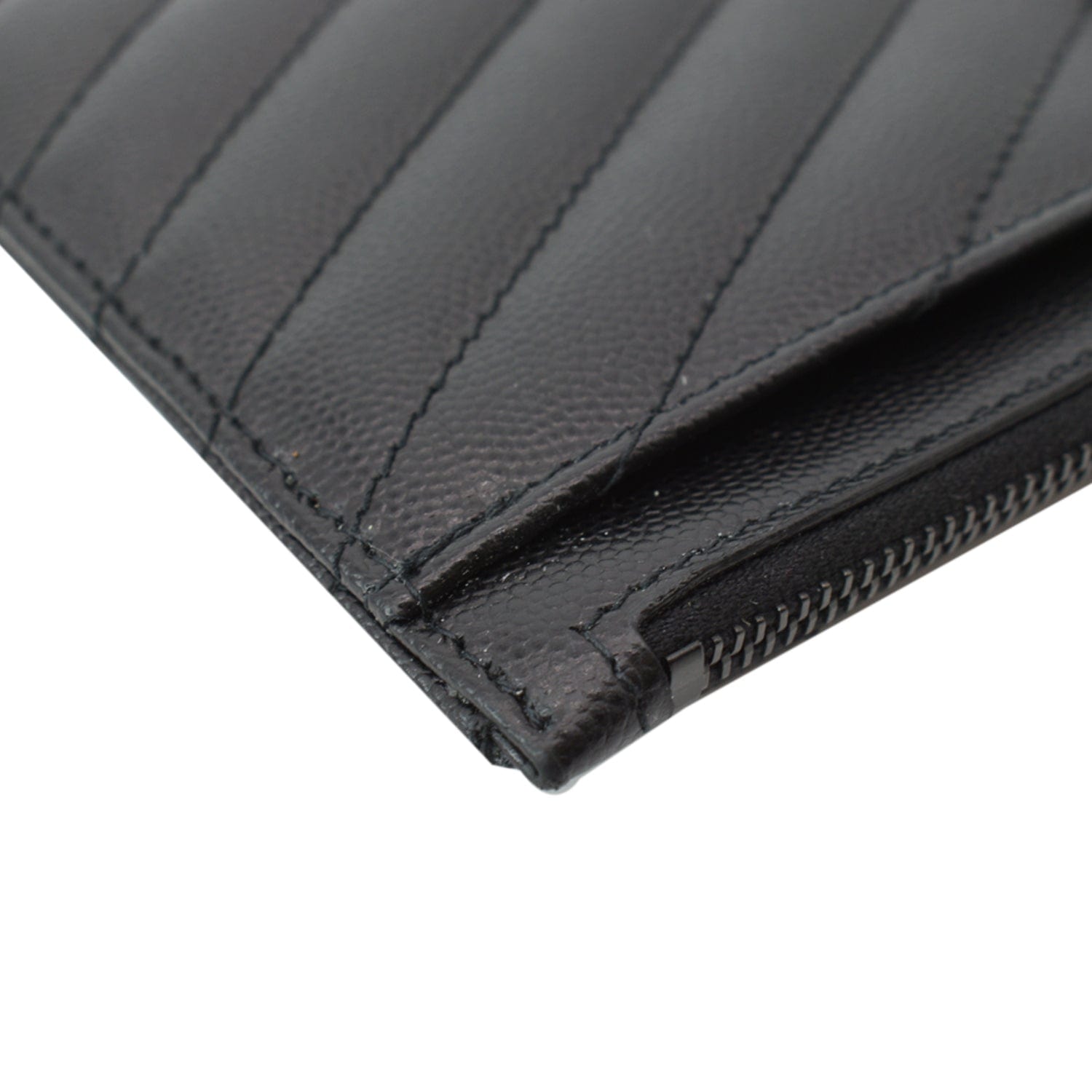 YVES SAINT LAURENT Matelasse Bill Grain De Poudre Zip Pouch Black