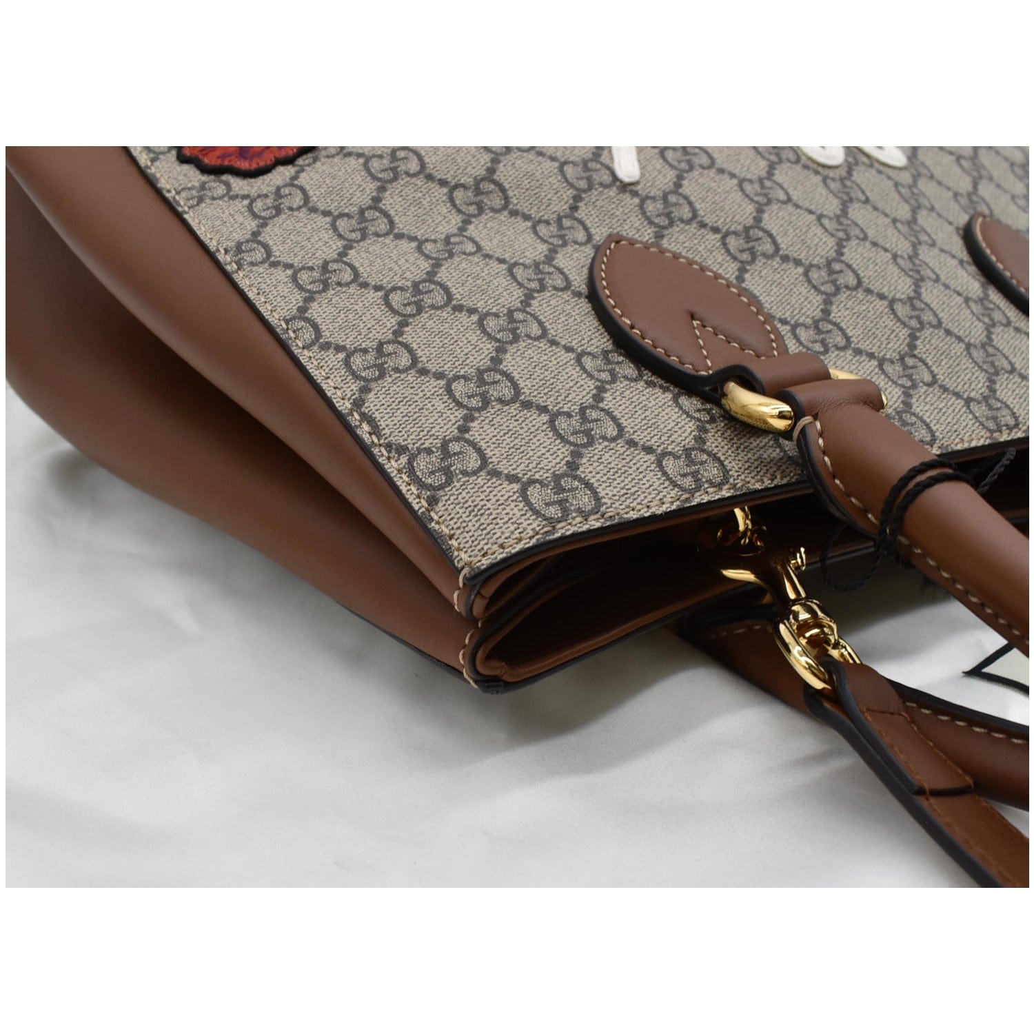 GUCCI Blind for Love Gucci Supreme Canvas Top Handle Crossbody Bag Maple Brown 453704