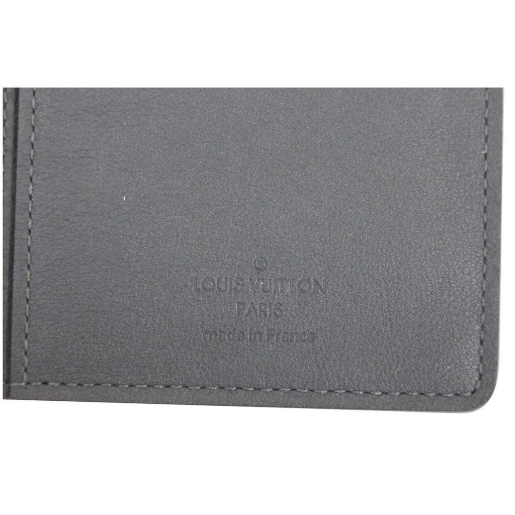 LOUIS VUITTON Brazza Taiga Leather Wallet Grey