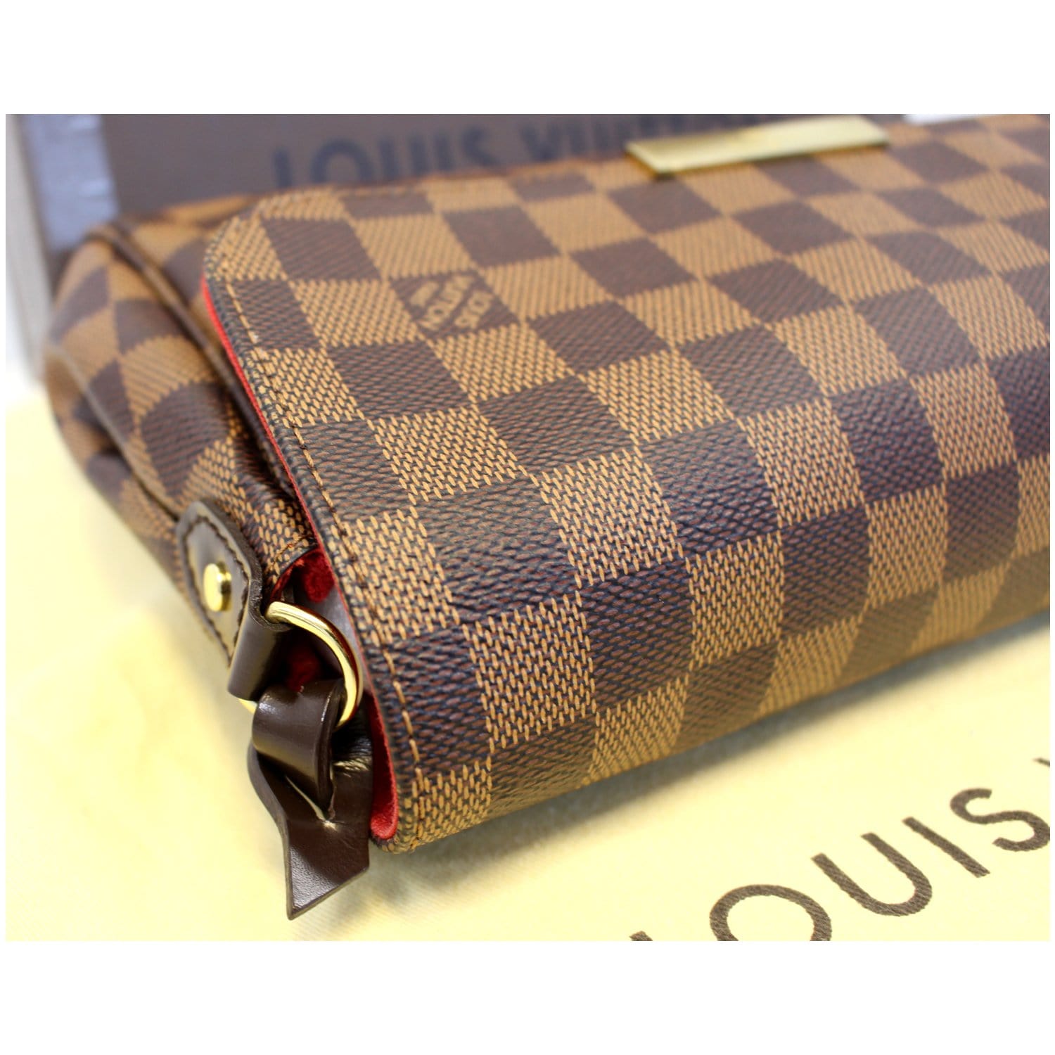 LOUIS VUITTON Favorite MM Damier Ebene Crossbody Bag